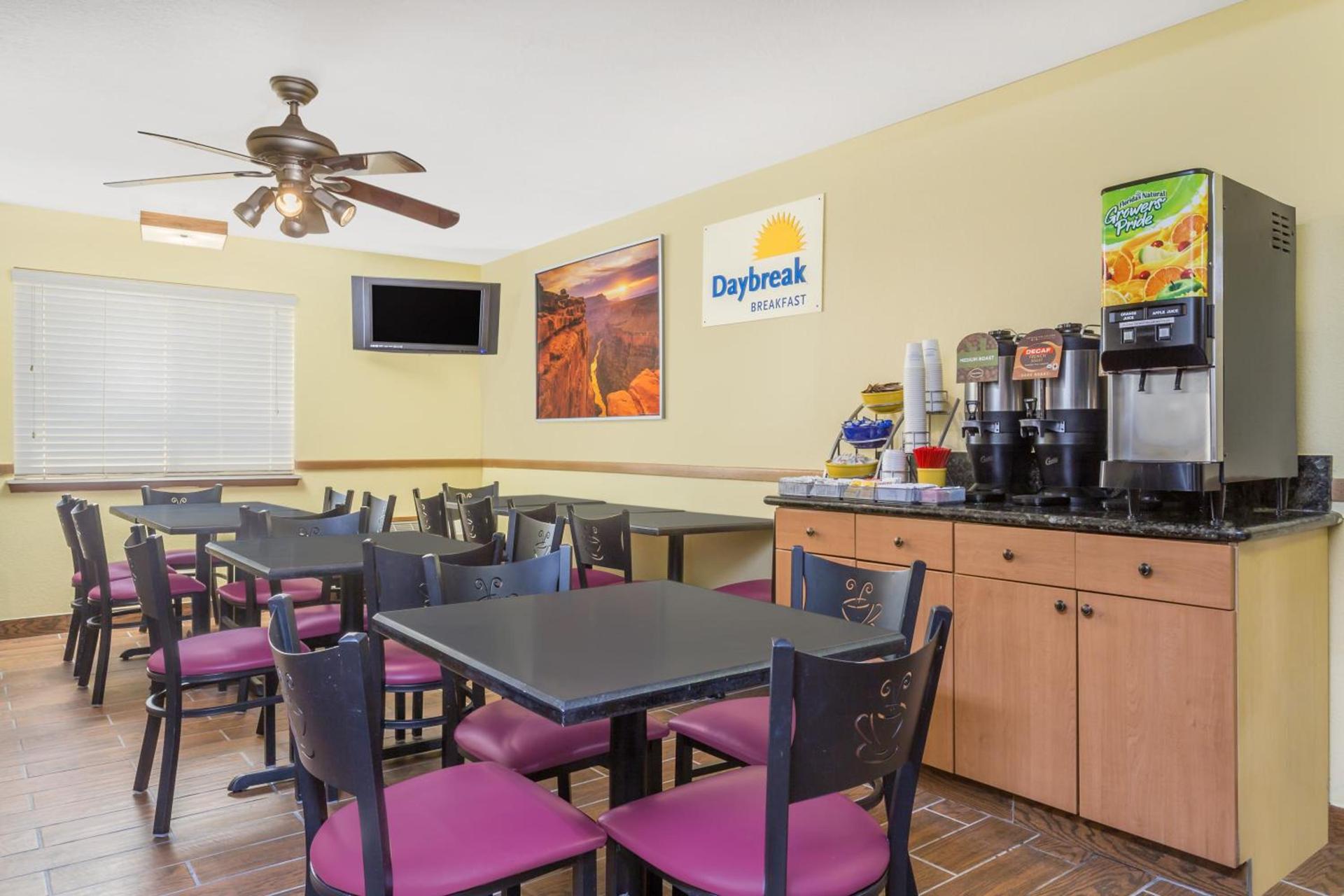 Days Inn by Wyndham Moab photo 29