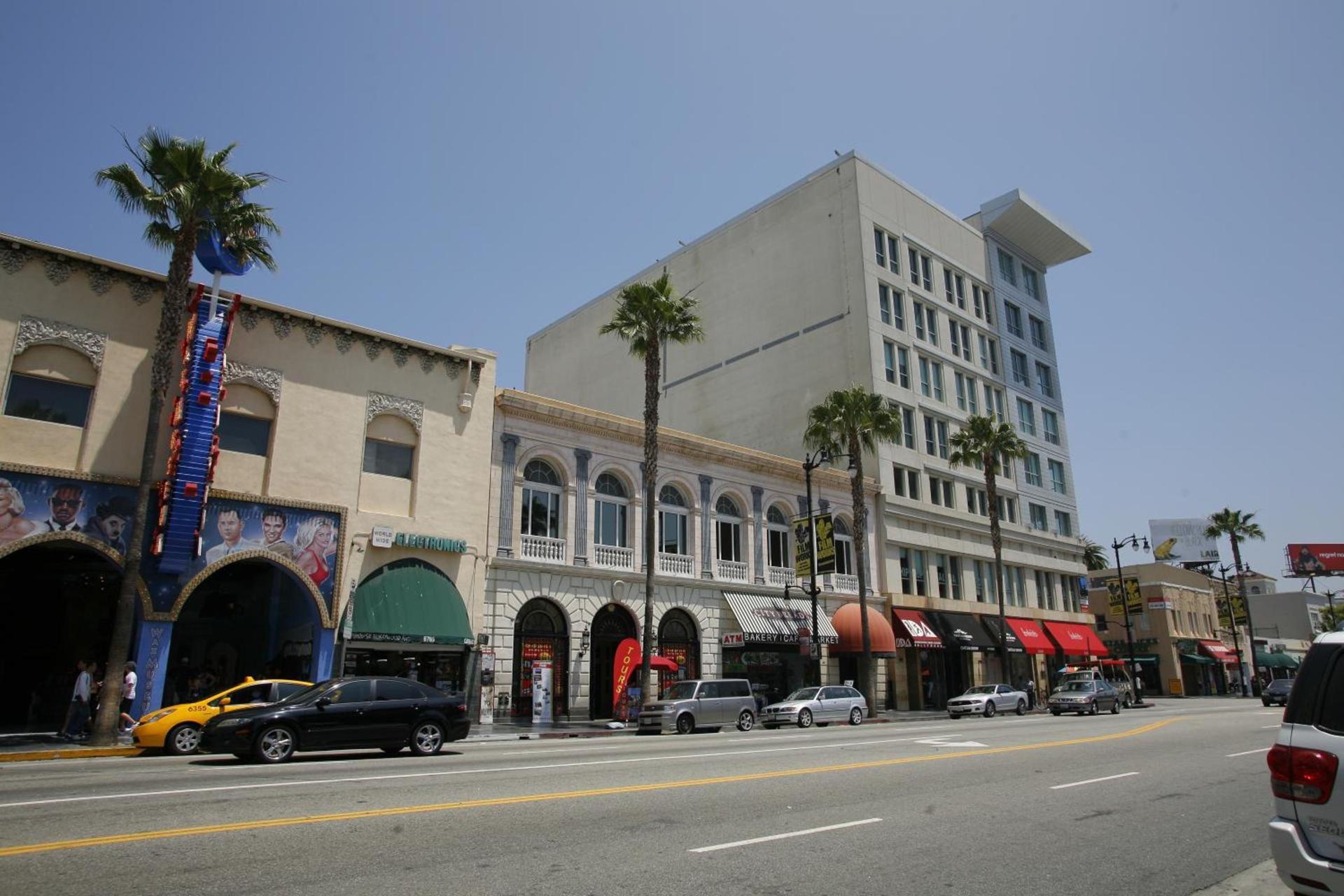 Hollywood Guest Inn photo 31