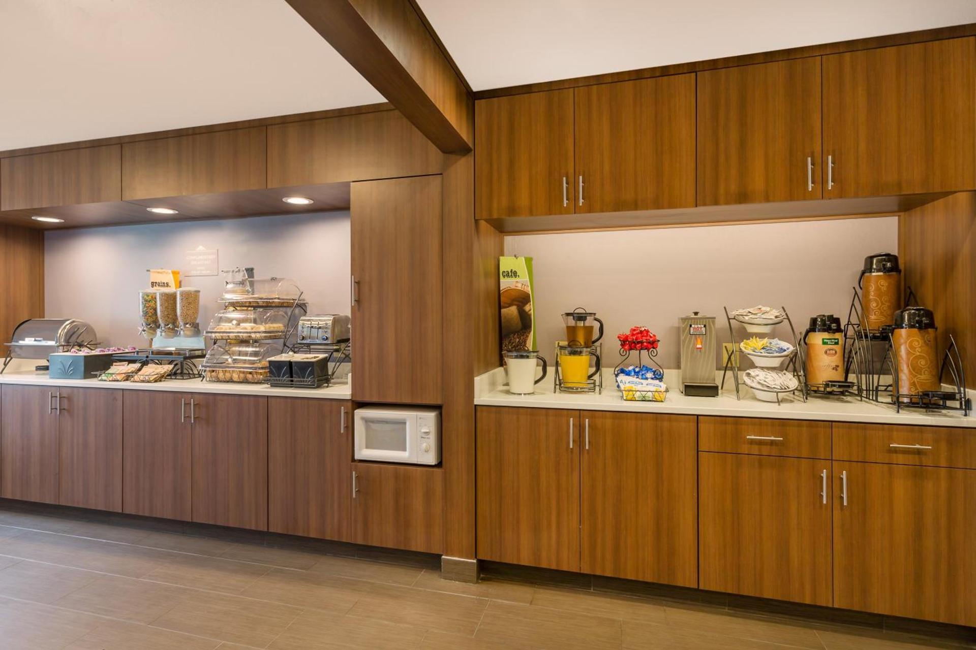 Microtel Inn & Suites by Wyndham photo 13