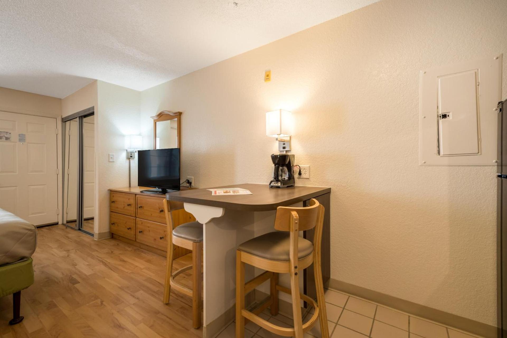Studio 6 Extended Stay - Duluth, GA - Atlanta - Gwinnett Place photo 53