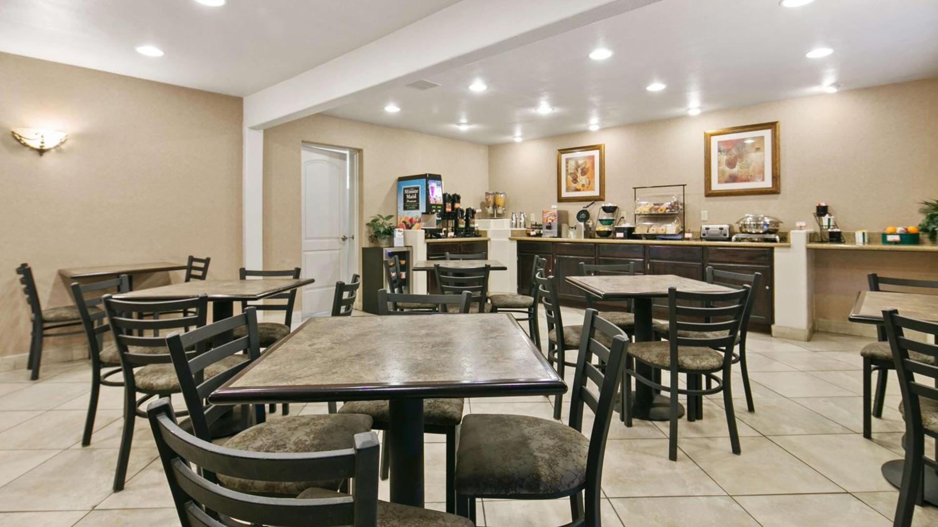 Best Western Desert Inn photo 4
