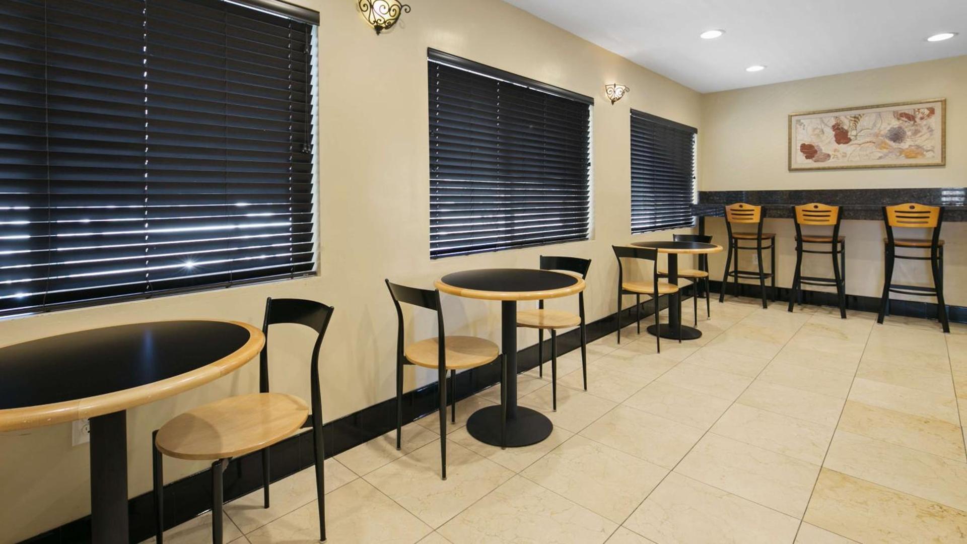 Best Western Westminster Inn photo 8