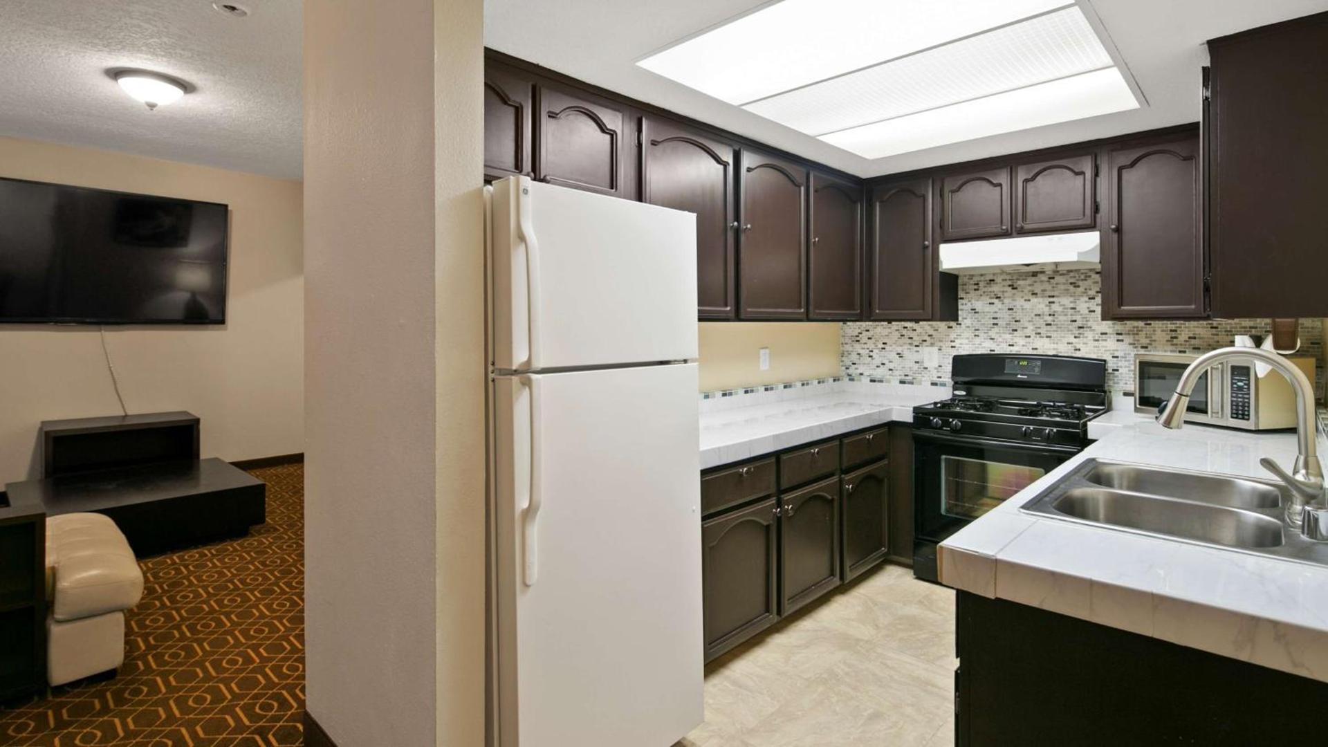 Best Western Westminster Inn photo 10