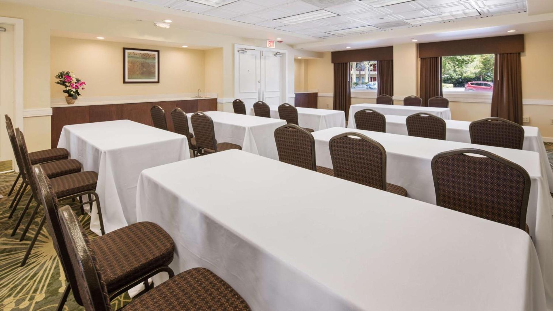 Best Western Plus Deerfield Beach Hotel & Suites photo 41