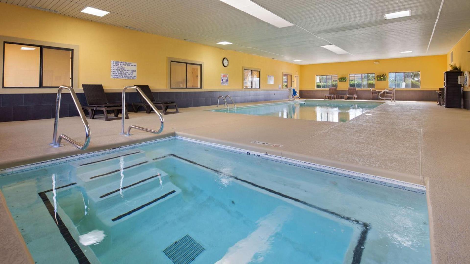 Best Western Inn & Suites photo 13