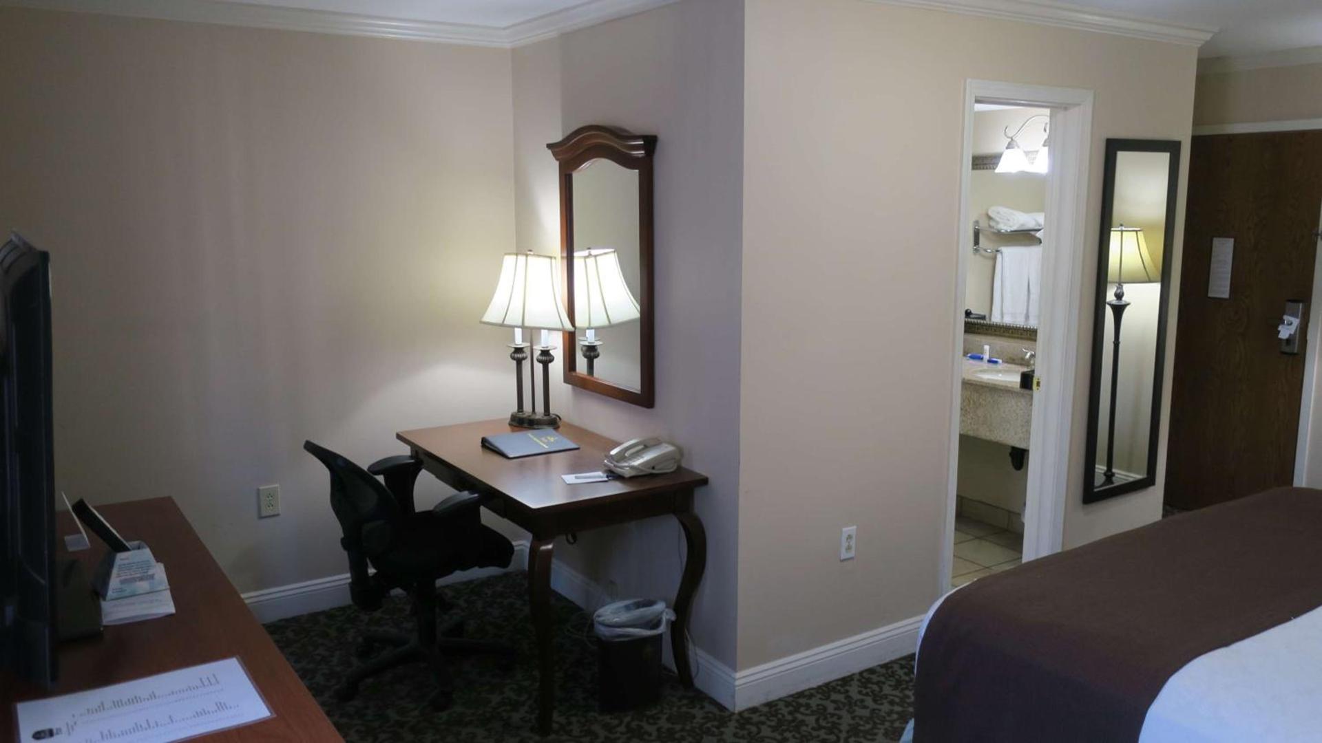 Best Western Plus French Quarter Courtyard Hotel photo 15