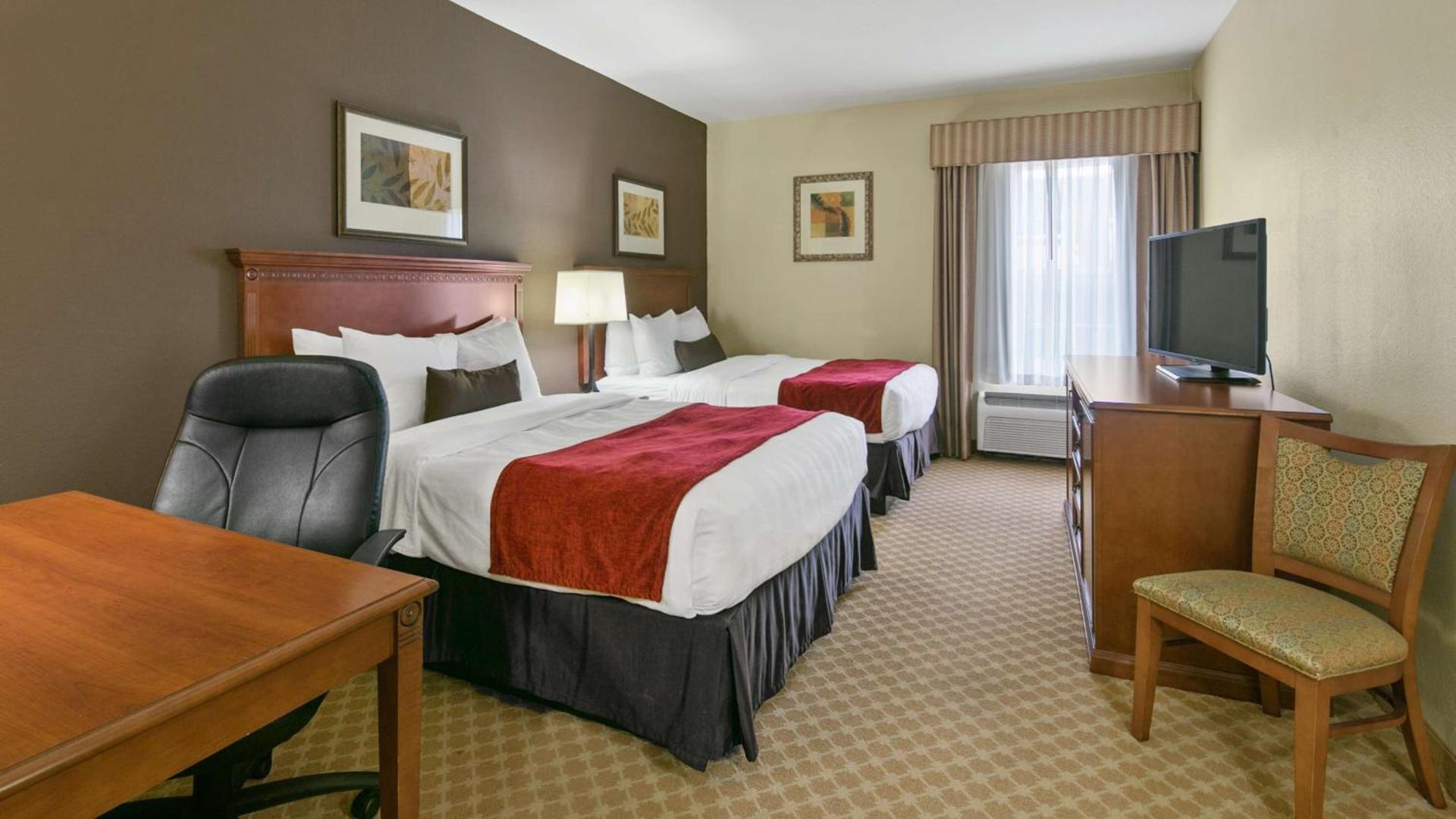 Best Western Plus Georgetown Inn & Suites photo 18
