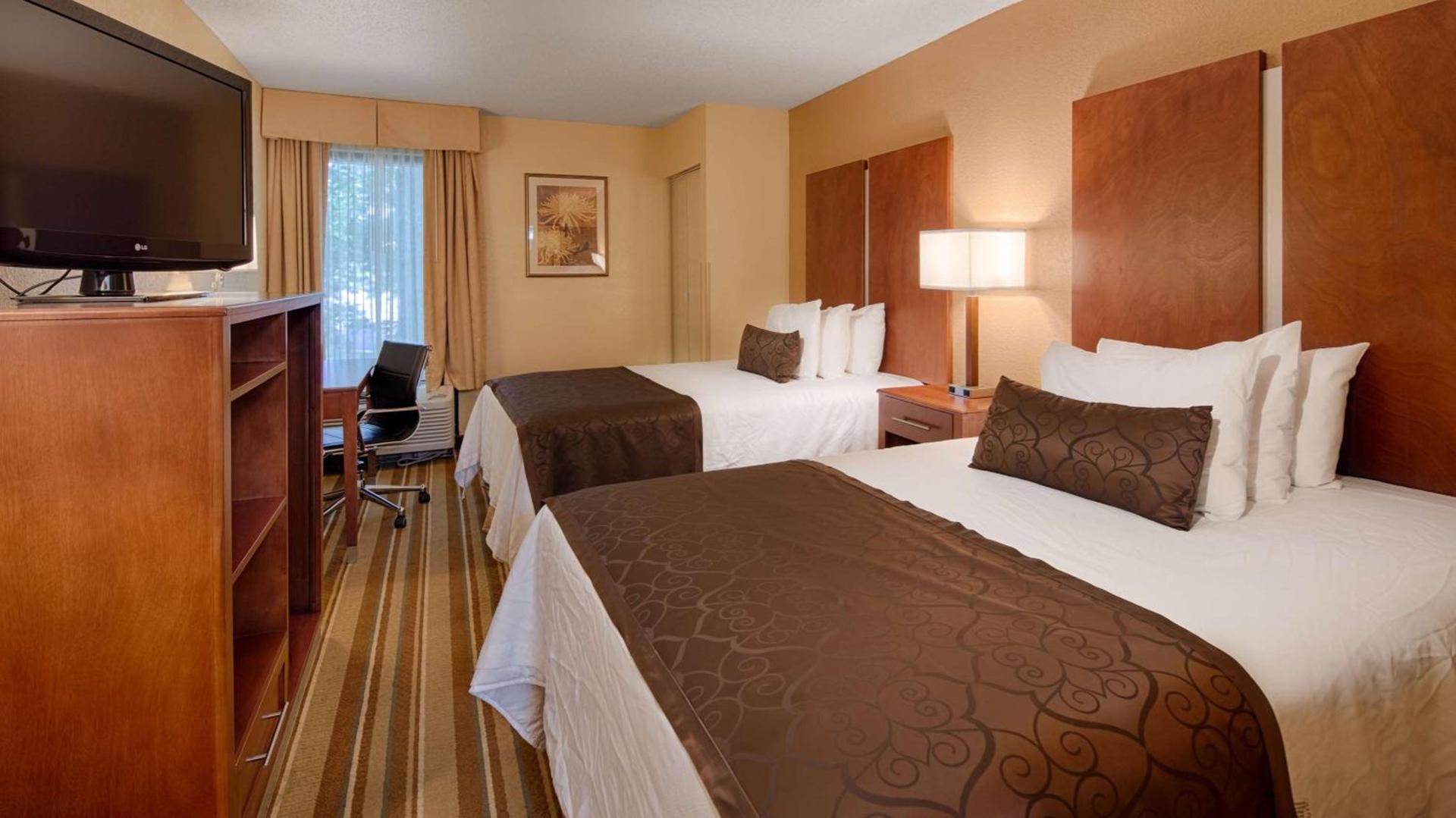 Best Western Plus Richmond photo 26