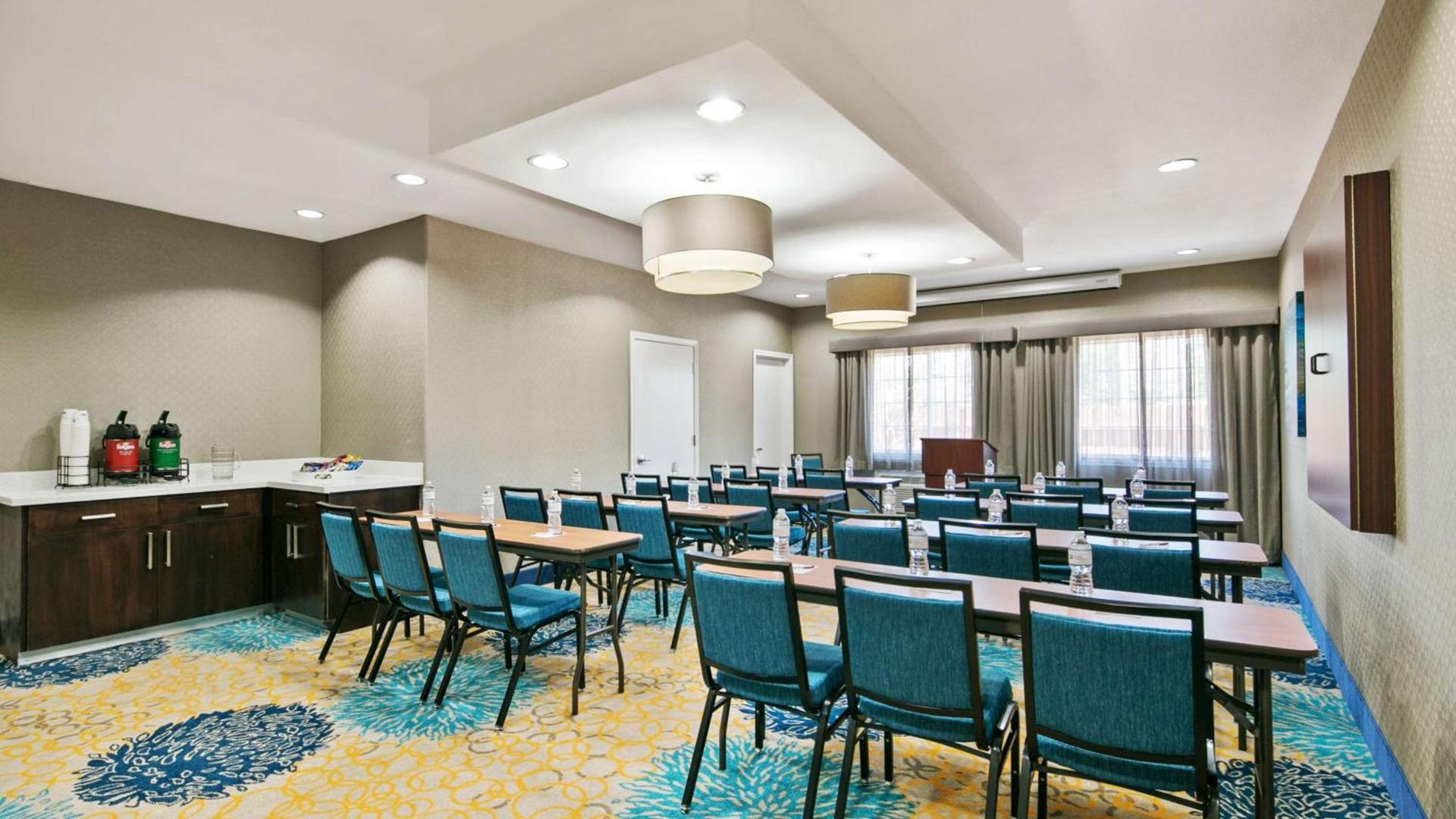Best Western Plus Houston Atascocita Inn & Suites photo 28
