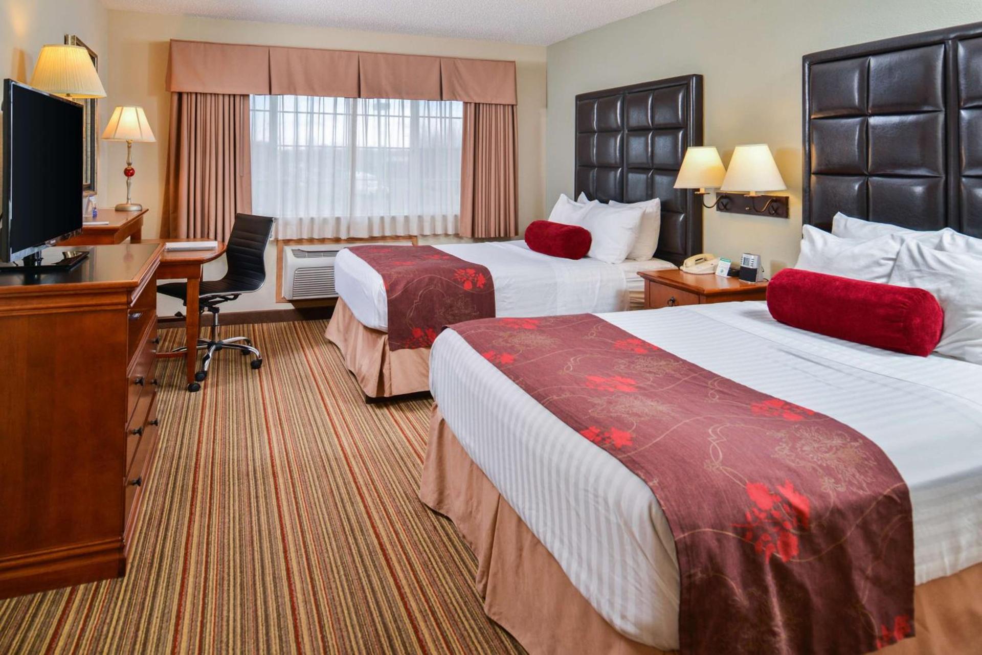 Best Western Plus Rama Inn photo 9