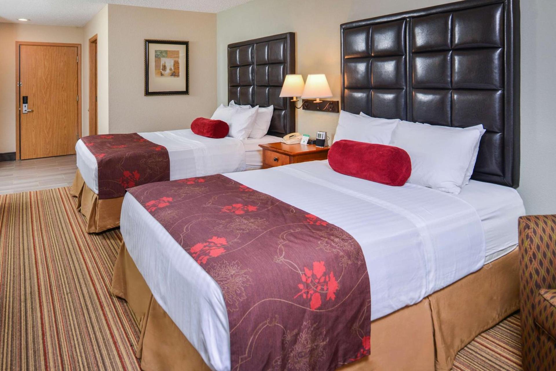 Best Western Plus Rama Inn photo 8