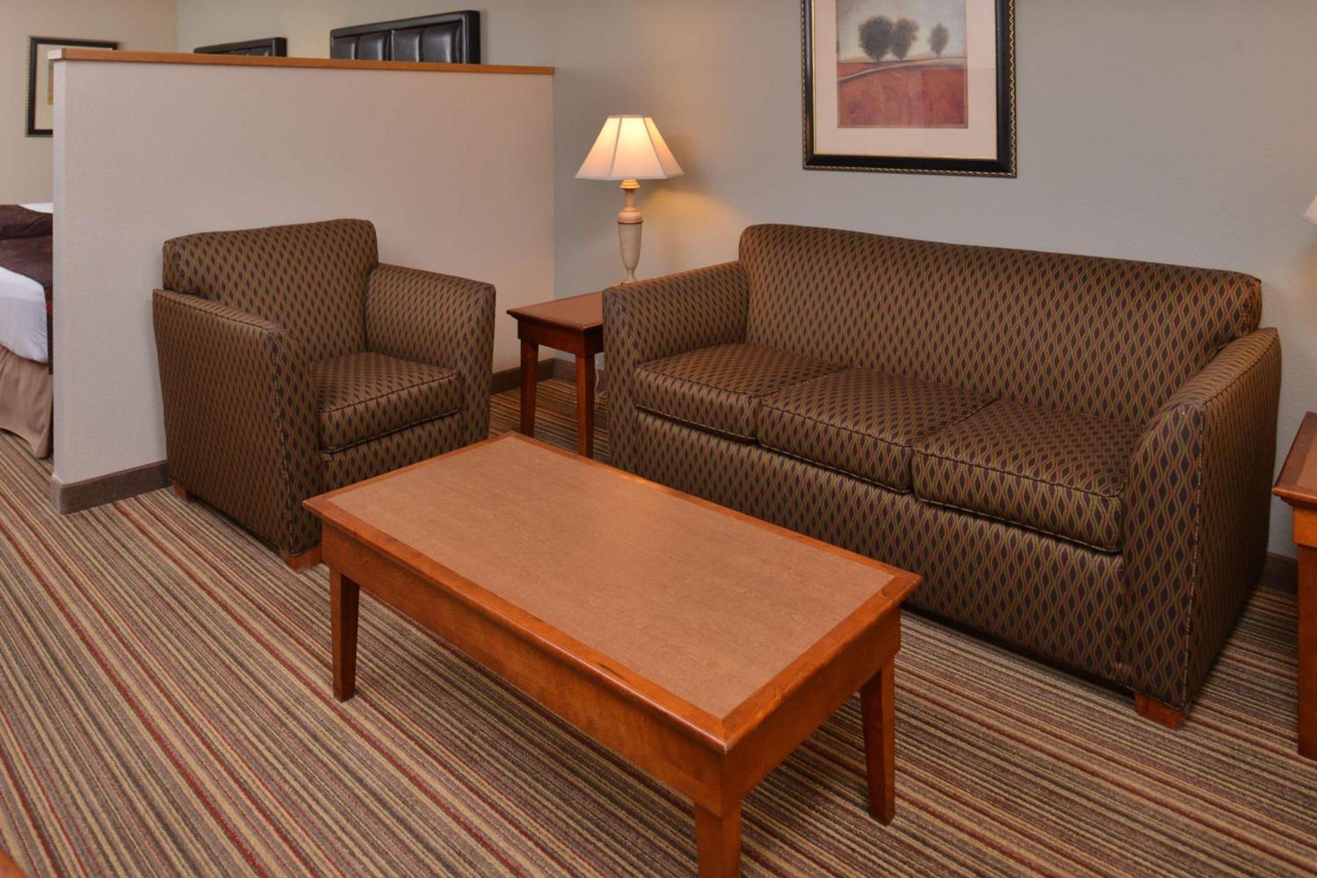 Best Western Plus Rama Inn photo 6