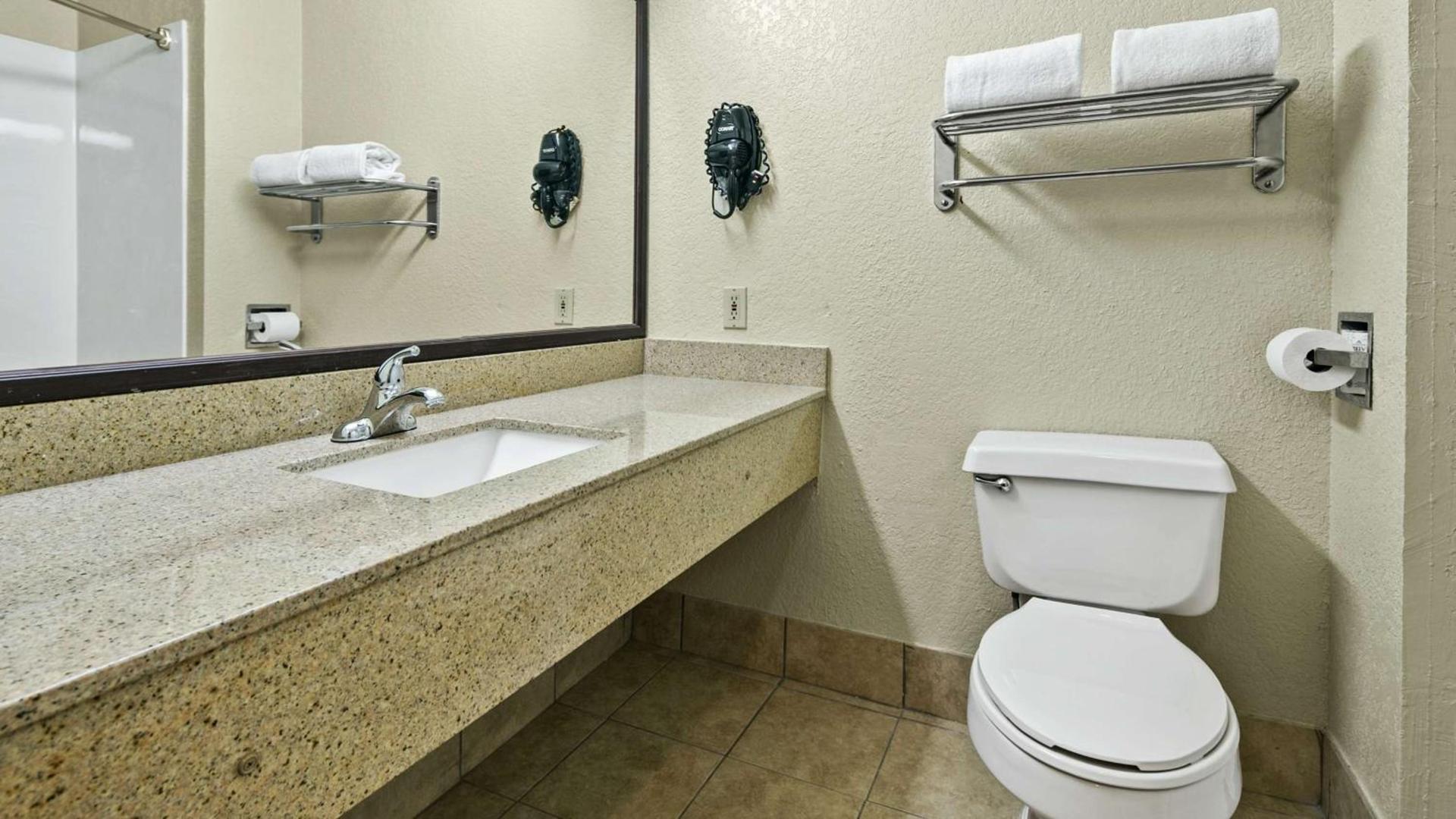 Best Western San Marcos photo 13