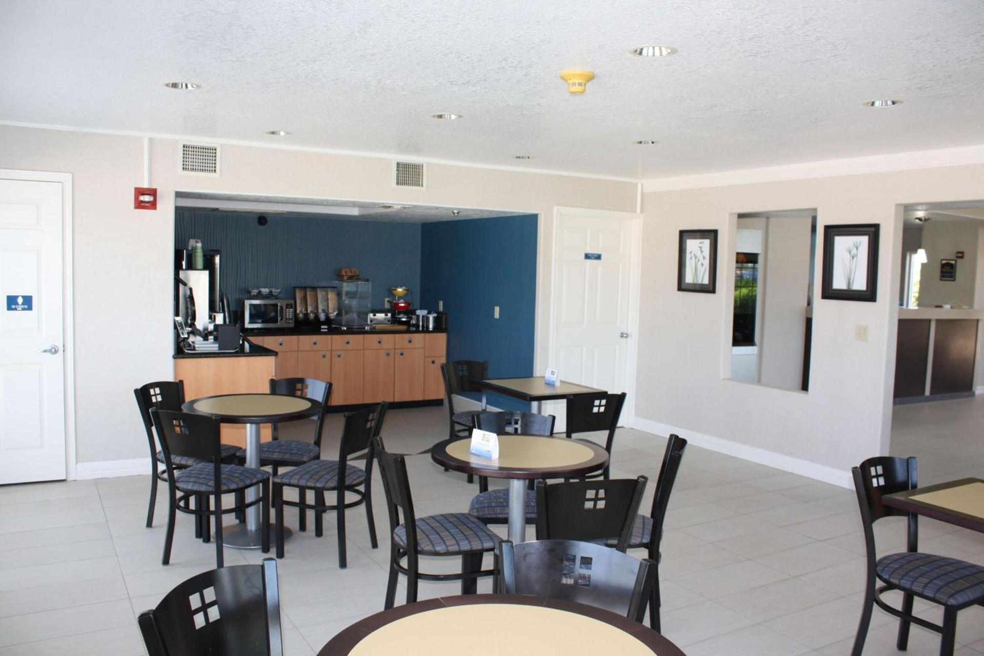 Best Western Paradise Inn photo 20