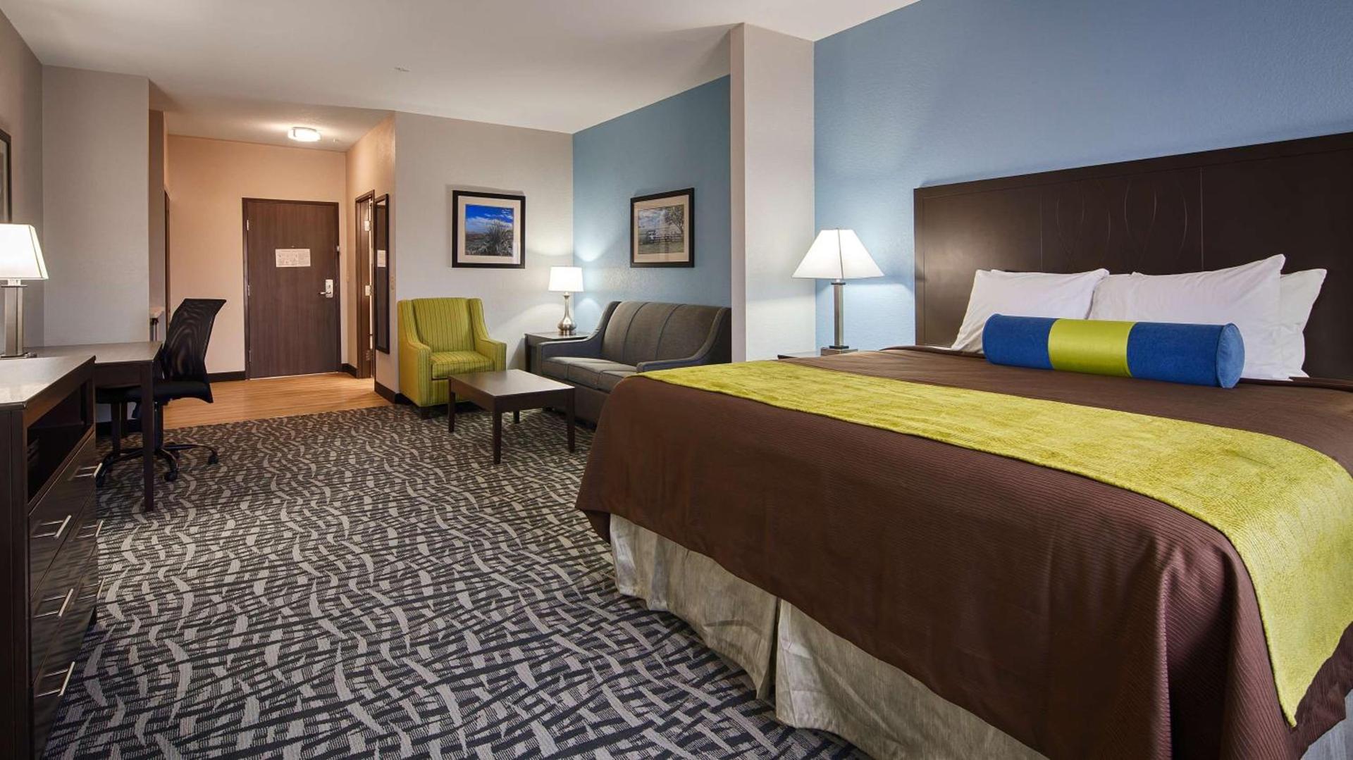 Best Western Plus Lonestar Inn & Suites photo 6