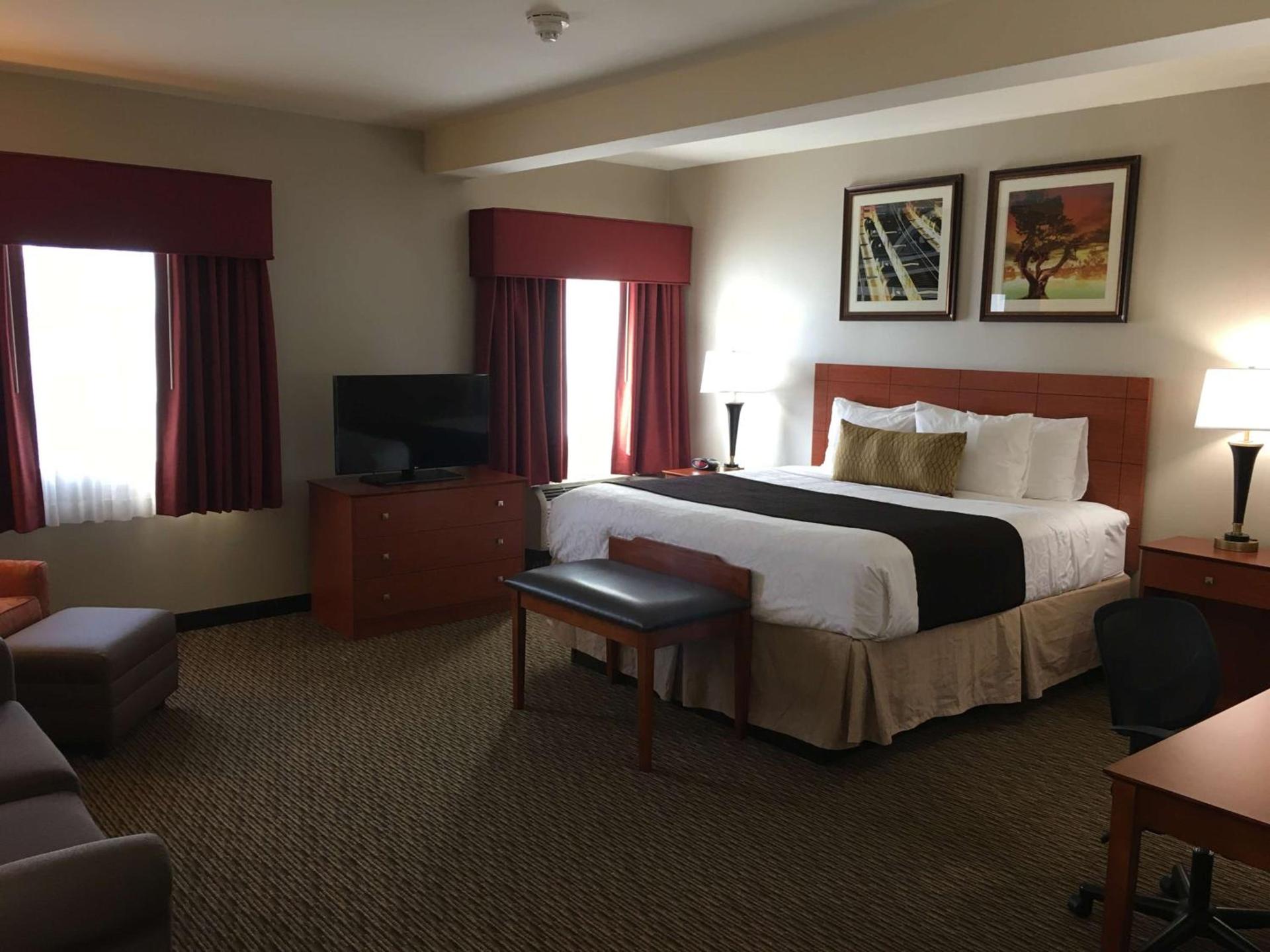 Best Western Plus Arrowhead Hotel photo 23
