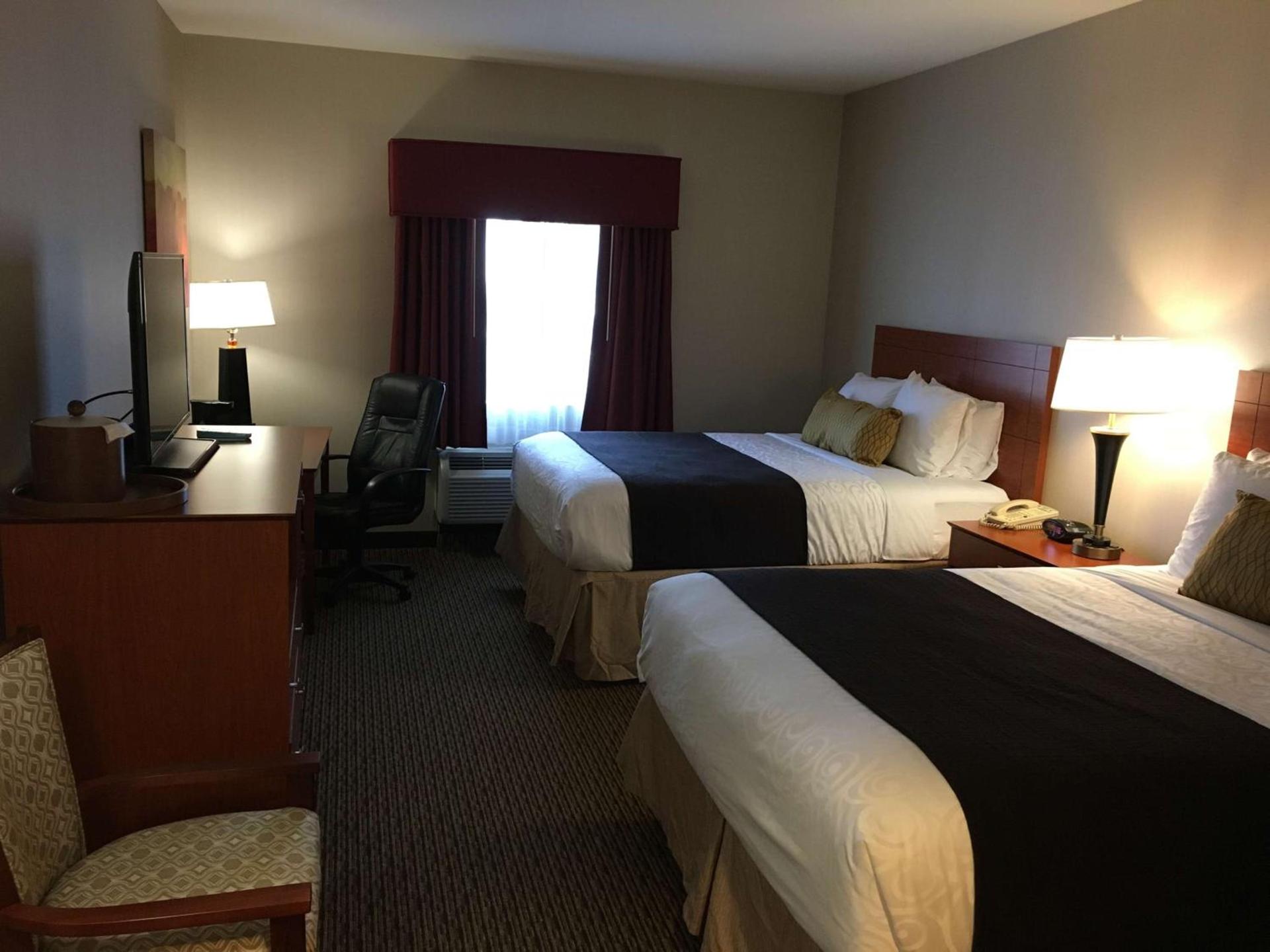 Best Western Plus Arrowhead Hotel photo 9