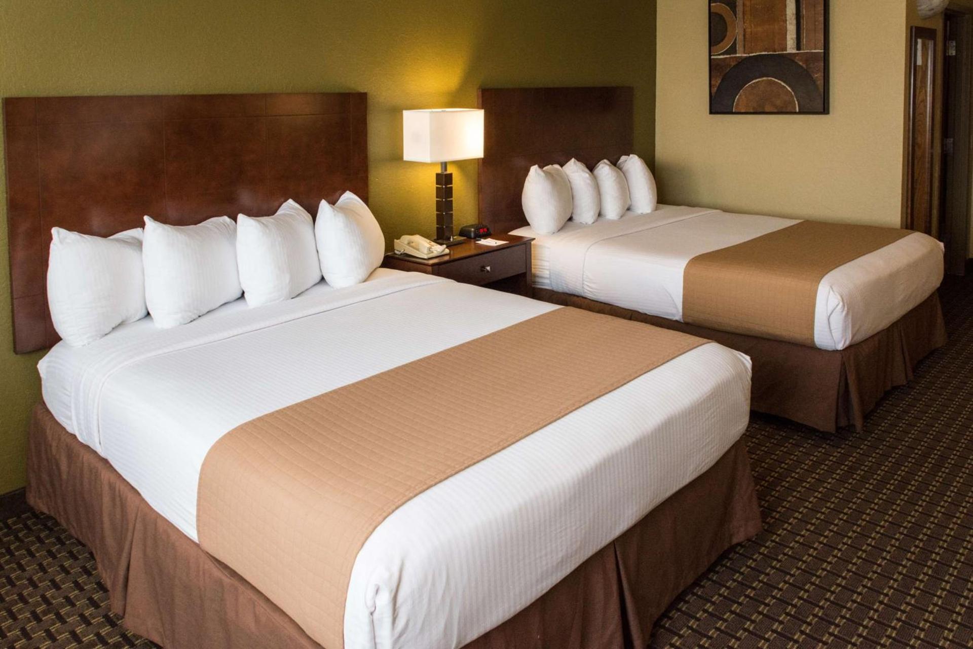 Best Western Executive Inn Kenosha - Pleasant Prairie photo 14
