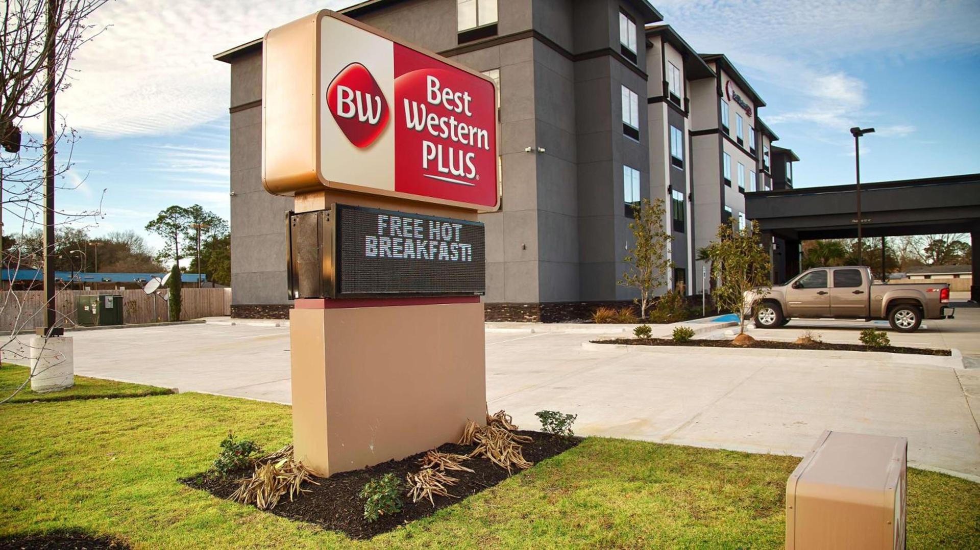 Best Western Plus Prien Lake Hotel & Suites - Lake Charles photo 53
