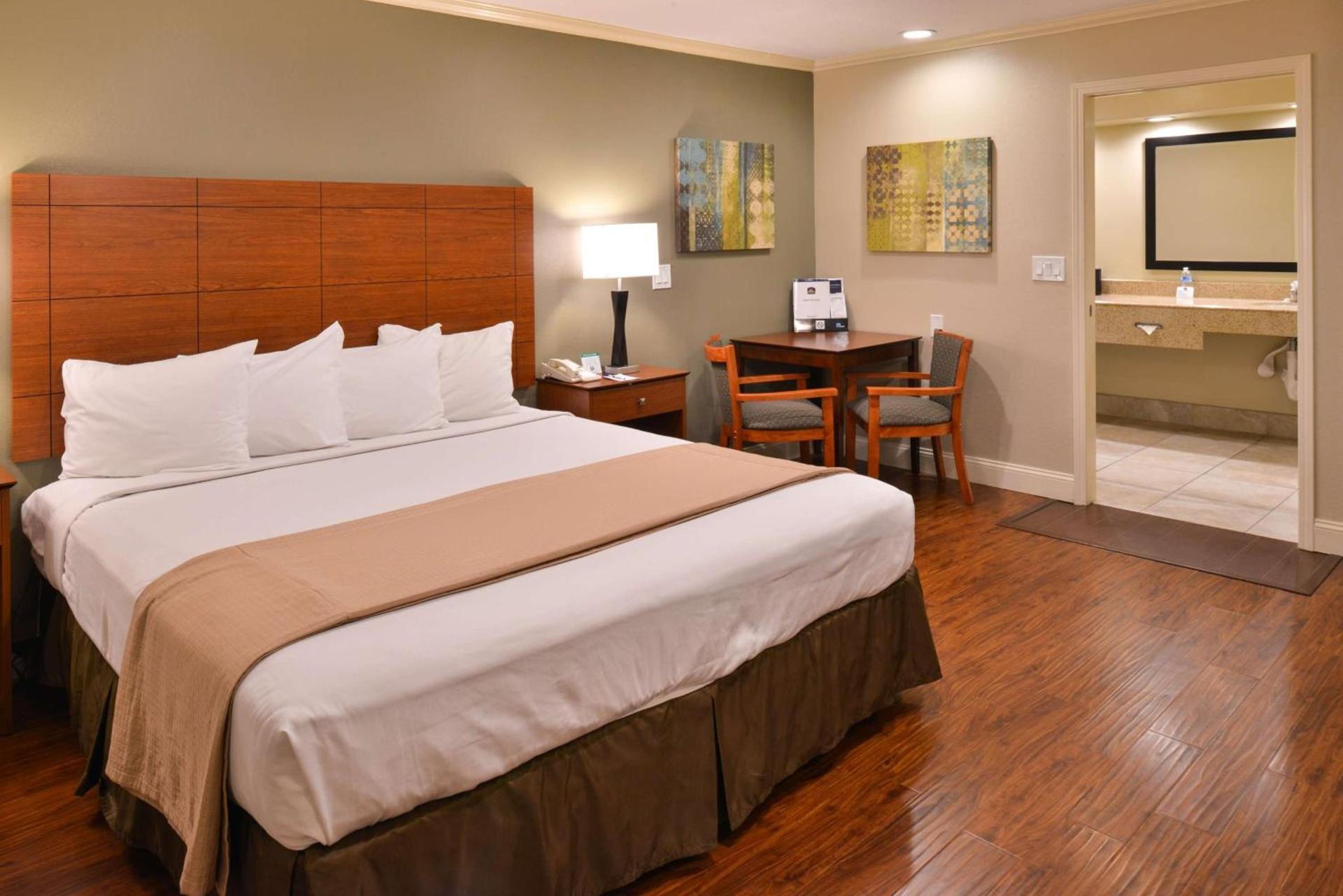Best Western Oxnard Inn photo 29