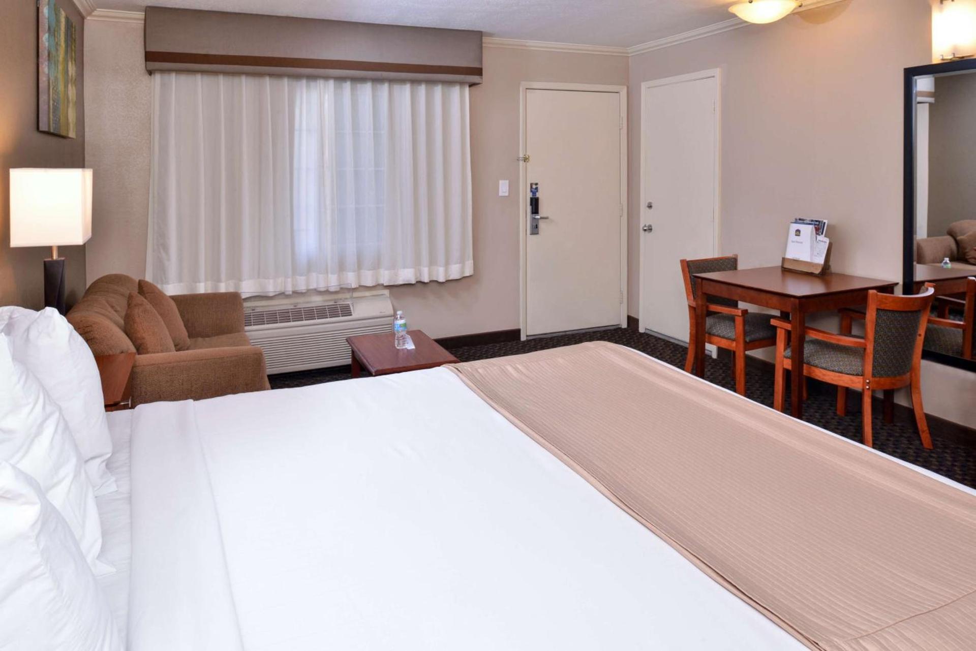 Best Western Oxnard Inn photo 18