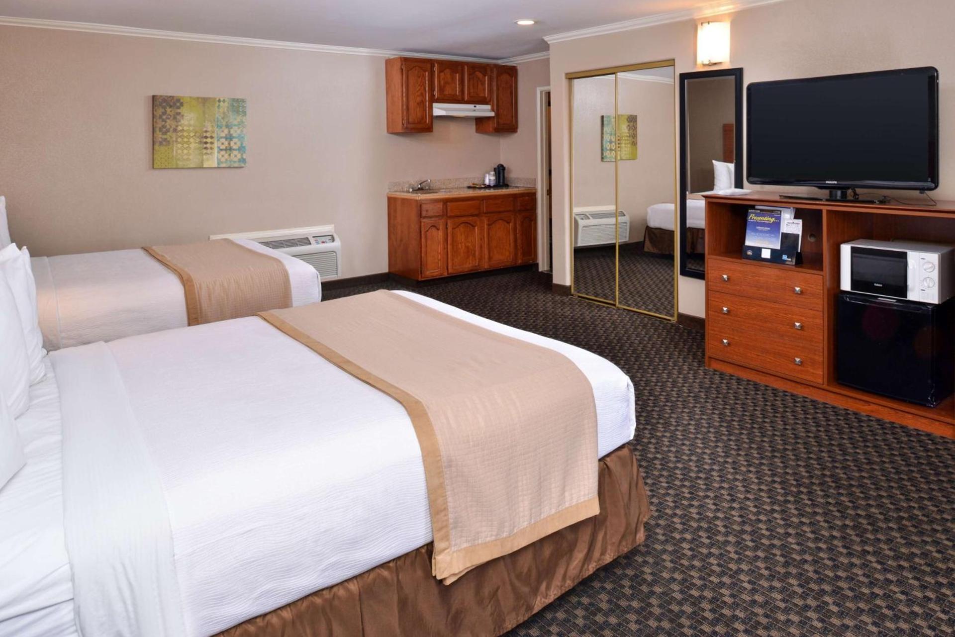 Best Western Oxnard Inn photo 35