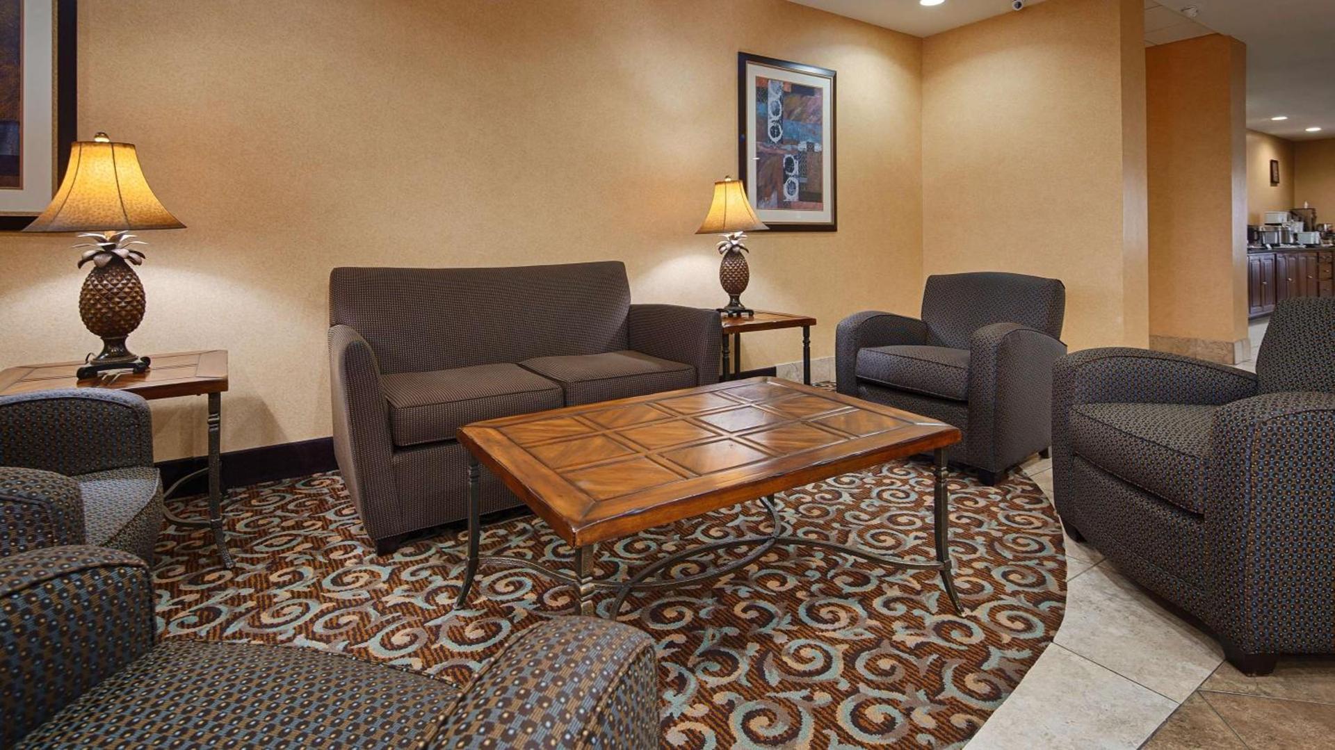 Best Western Bastrop Pines Inn photo 4