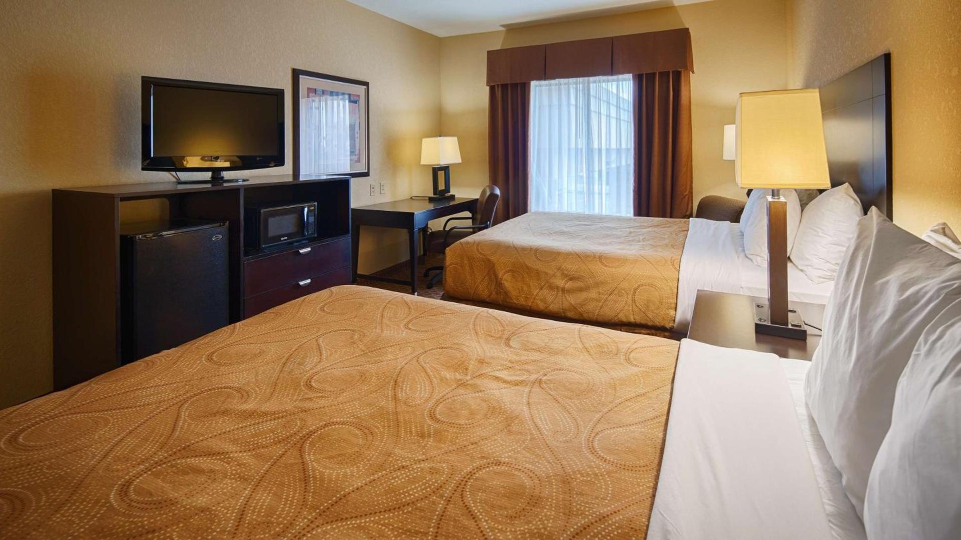 Best Western Bastrop Pines Inn photo 12