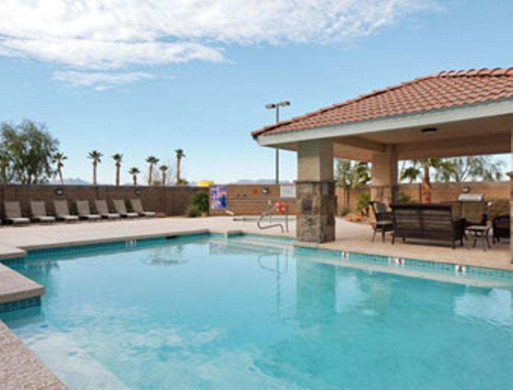 Microtel Inn & Suites by Wyndham Wellton photo 3