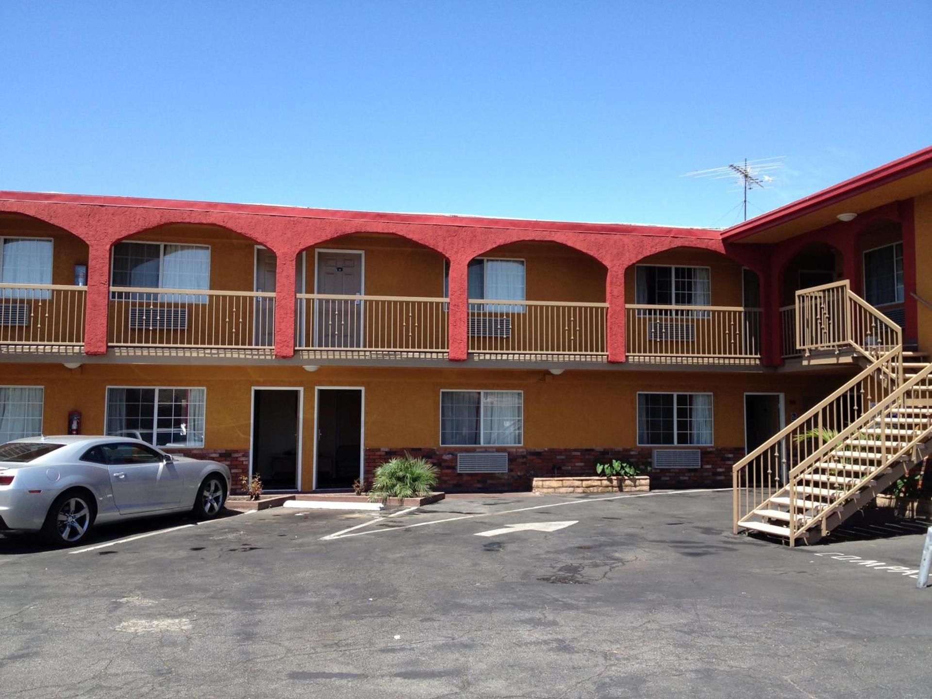Hyde Park Motel photo 3