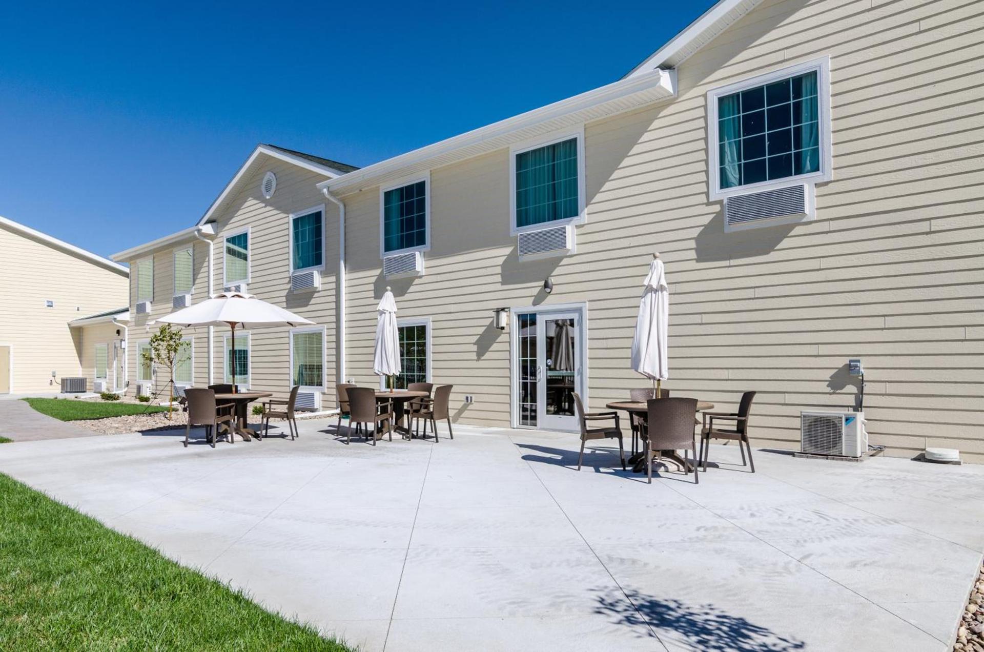 Cobblestone Inn & Suites - Ord photo 25