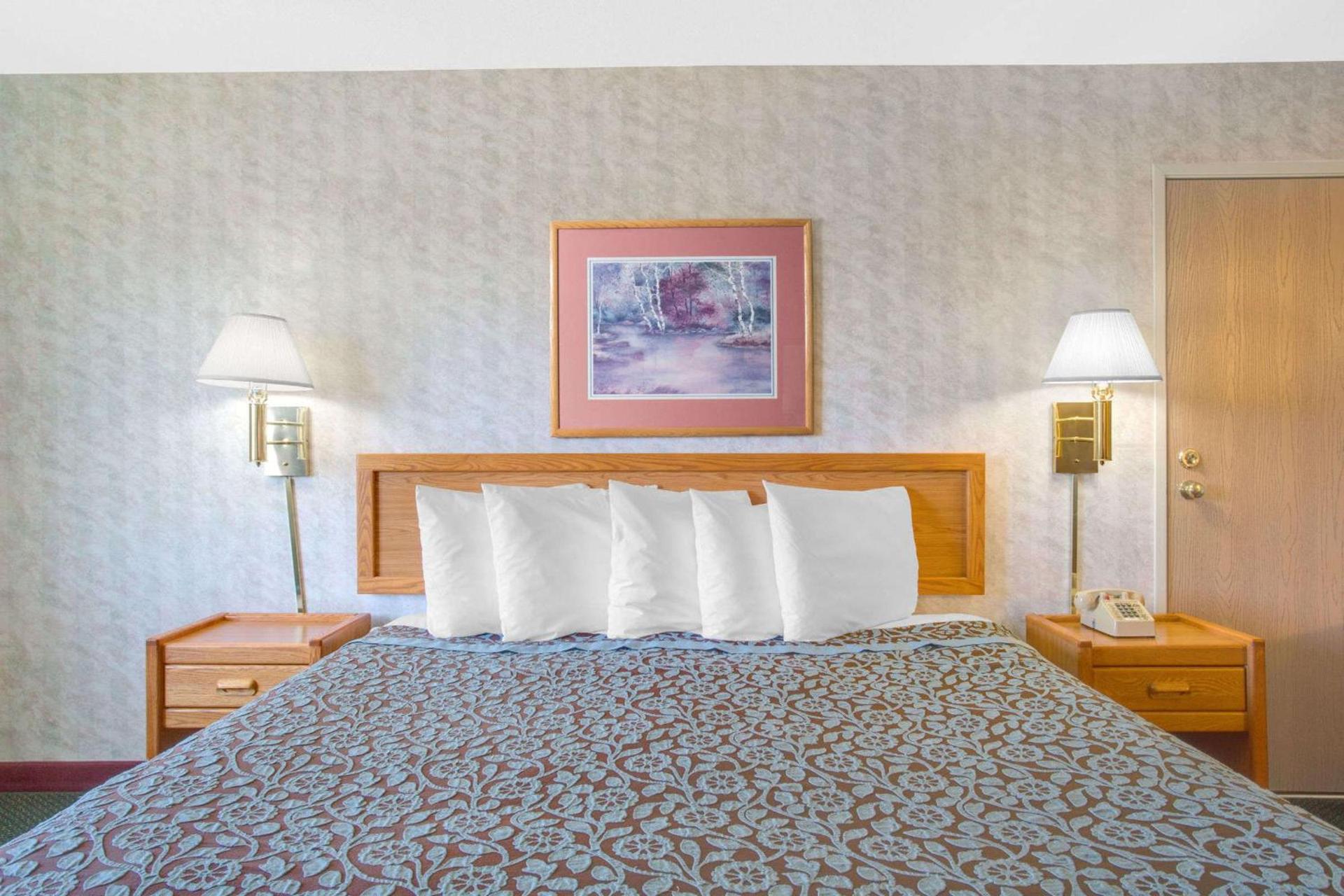 Starlite Yellowstone, Tapestry Collection by Hilton photo 25