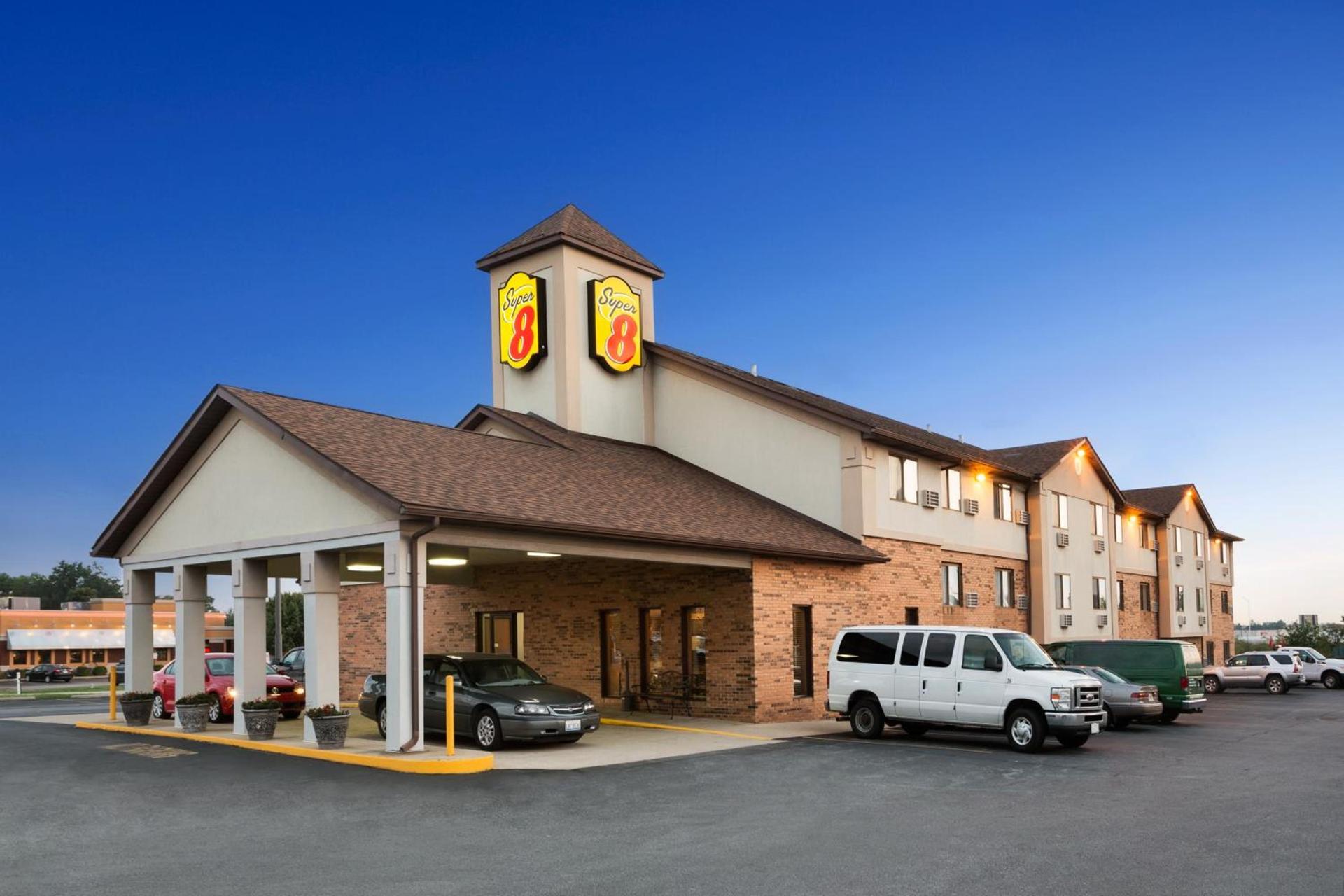 Super 8 by Wyndham Mount Vernon, IL photo 32