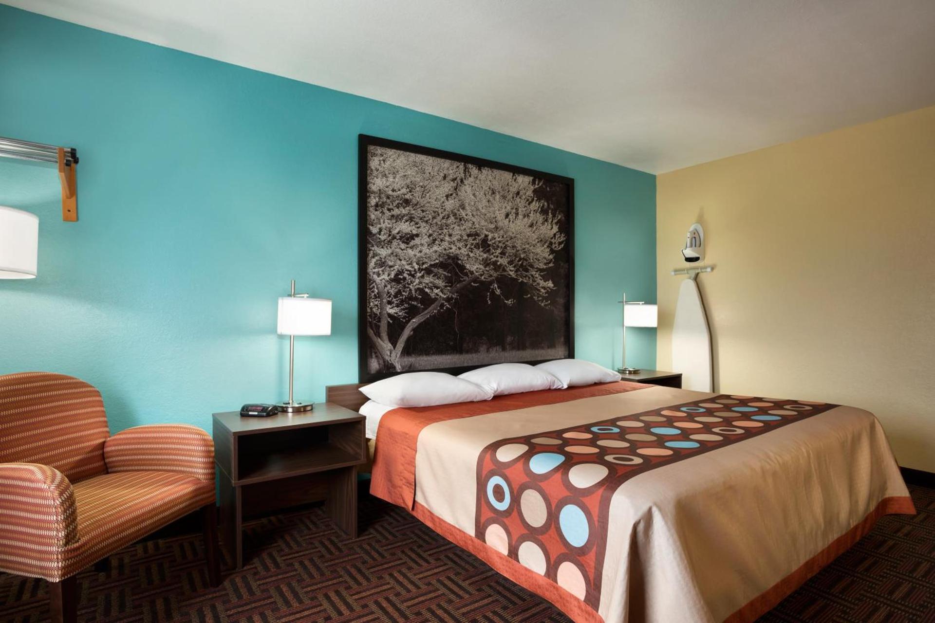 Super 8 by Wyndham Mount Vernon, IL photo 27