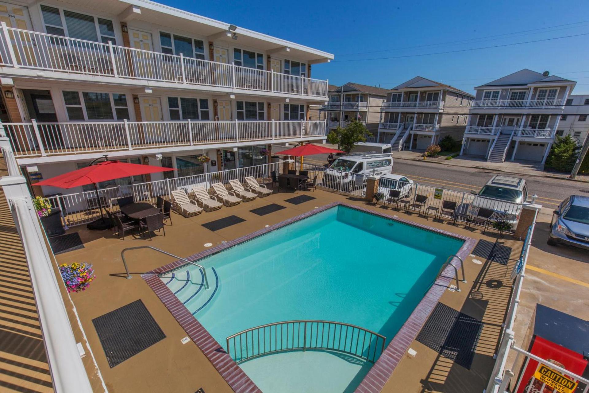 Esplanade Suites - A Sundance Vacations Property photo 3