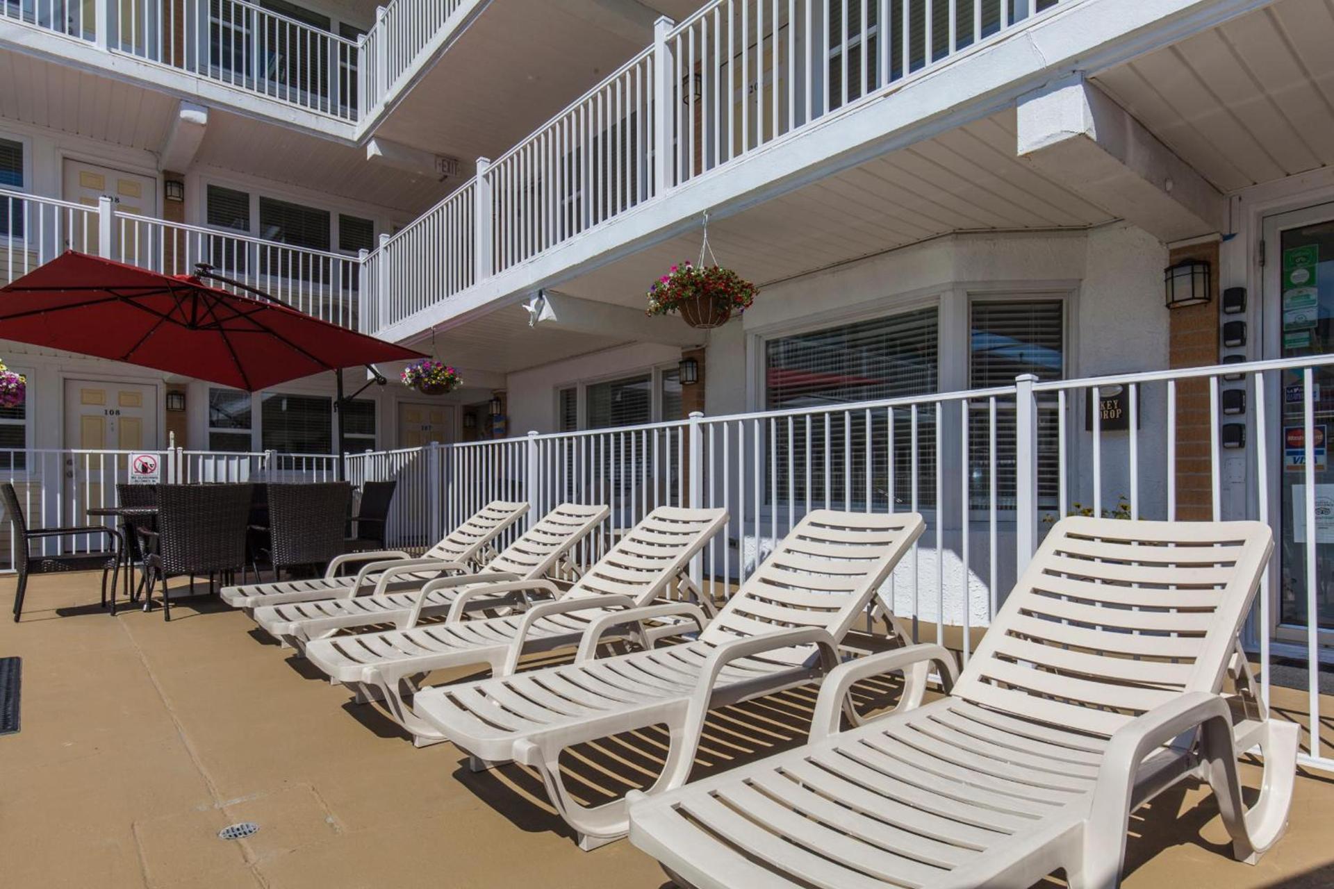 Esplanade Suites - A Sundance Vacations Property photo 9