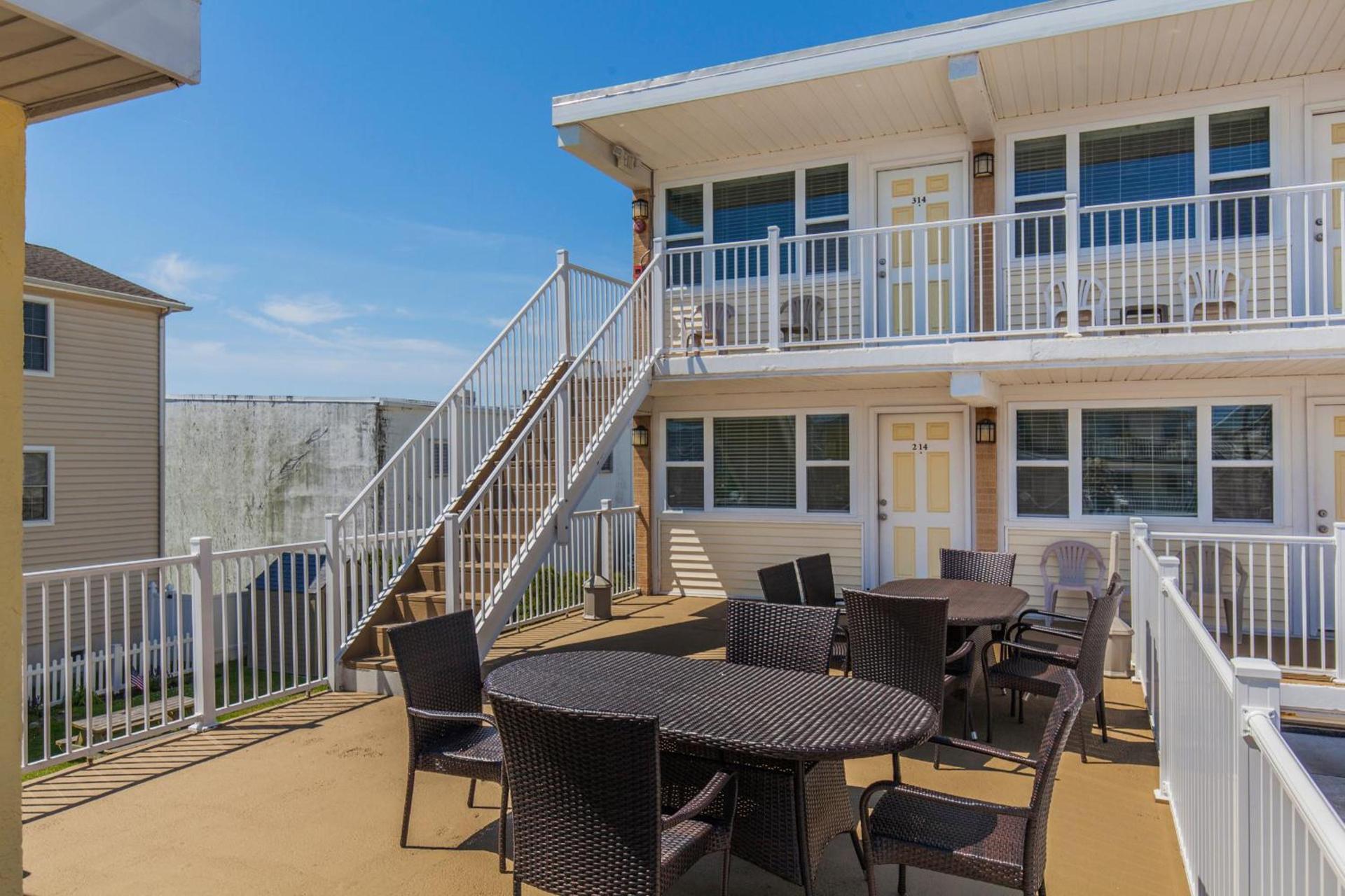 Esplanade Suites - A Sundance Vacations Property photo 4
