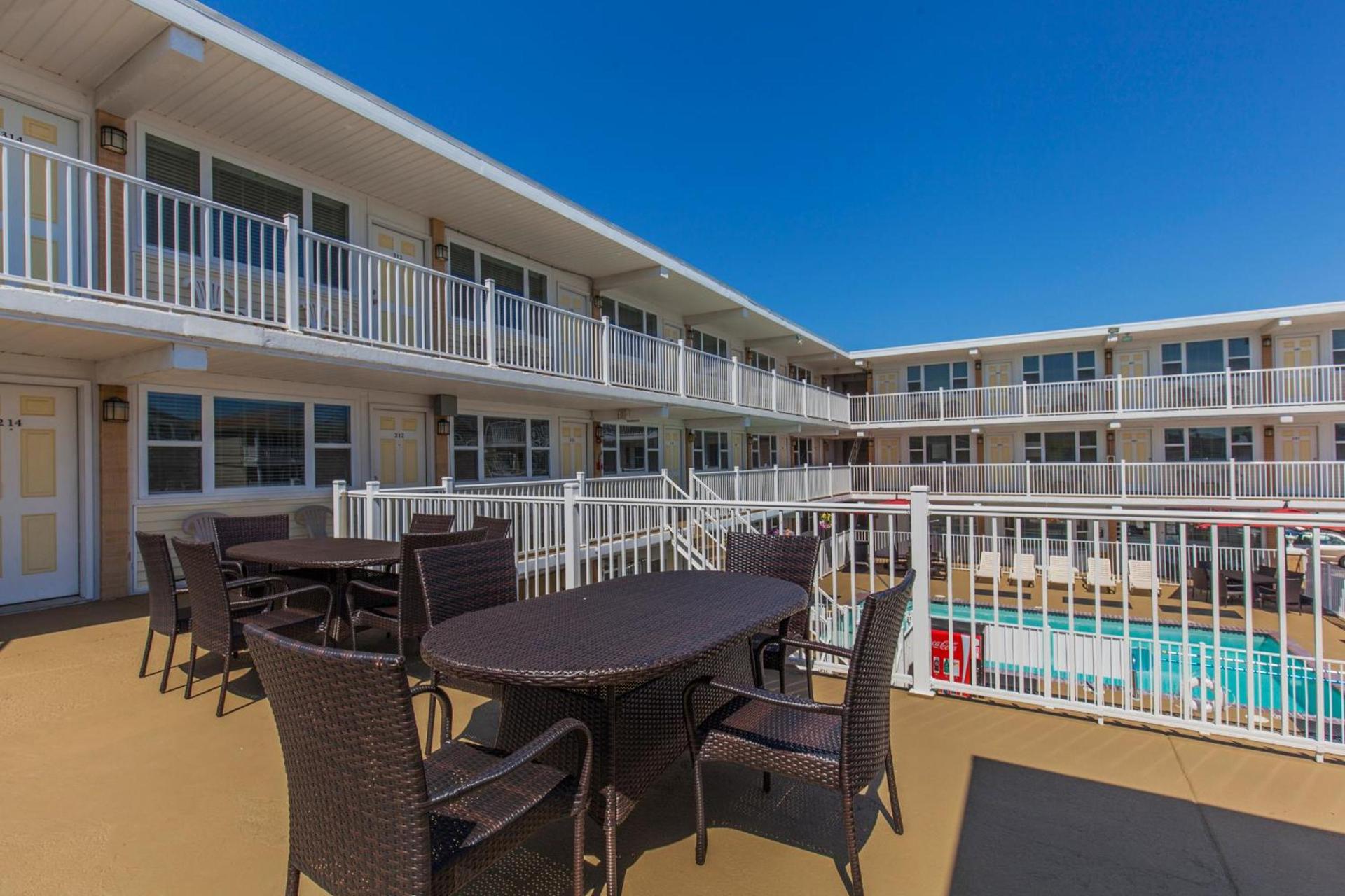 Esplanade Suites - A Sundance Vacations Property photo 5