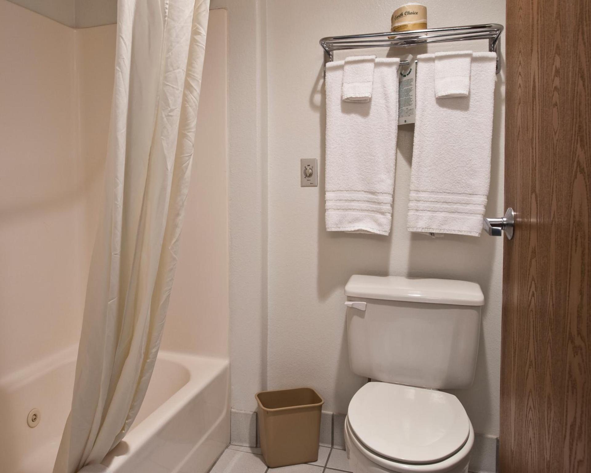 Americas Best Value Inn Apache Junction photo 38