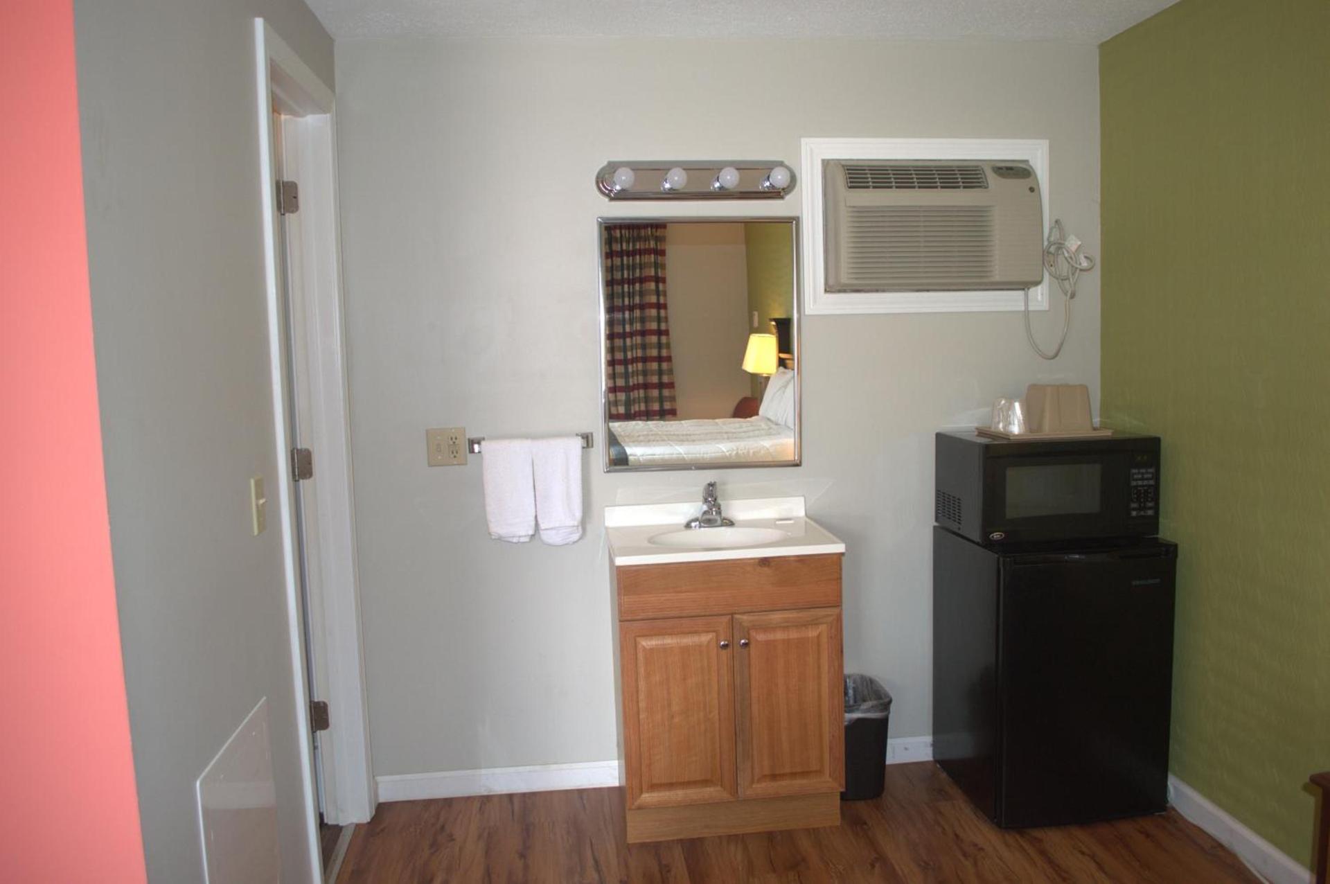 Carrier Motor Lodge photo 16