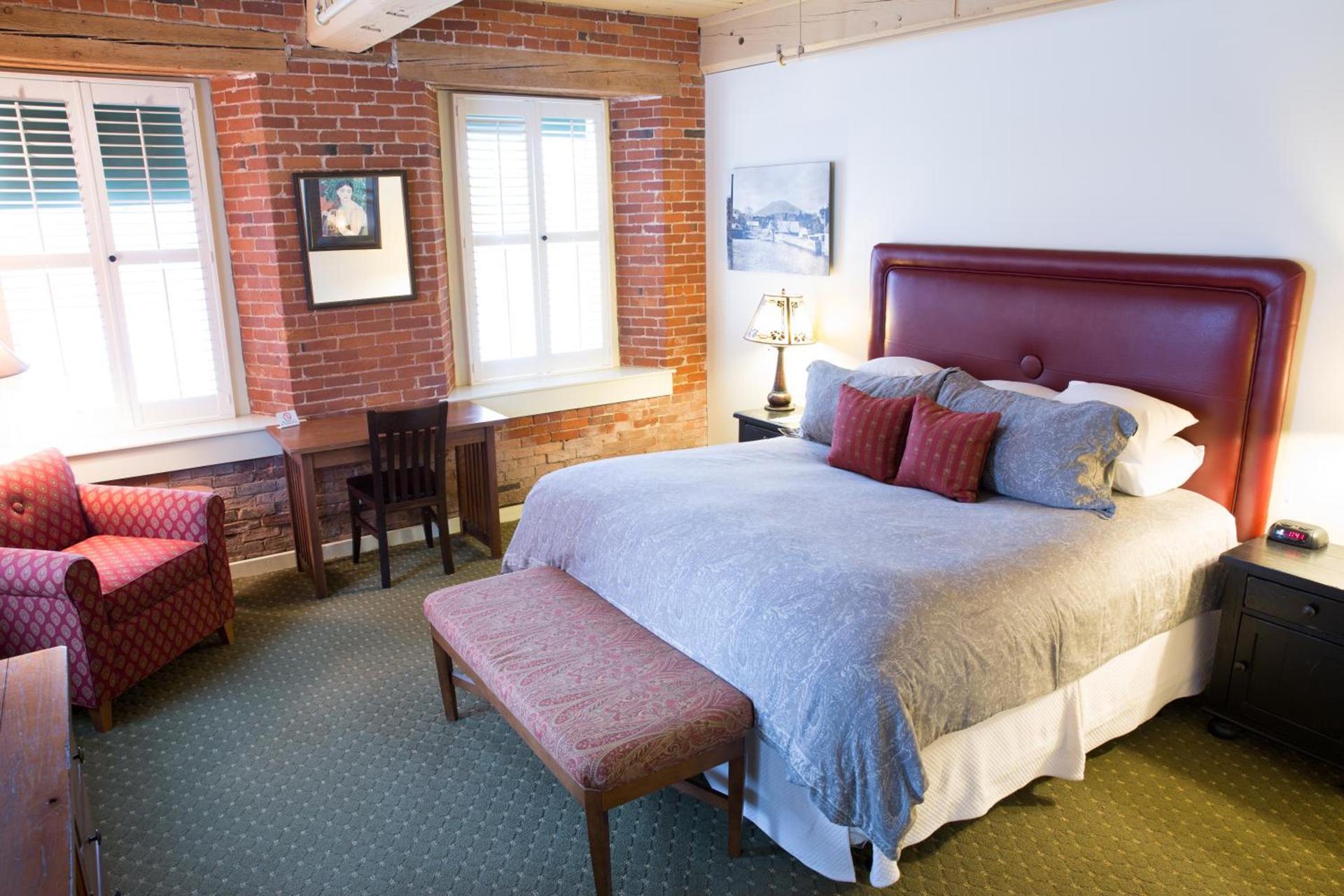 The Common Man Inn & Restaurant photo 15