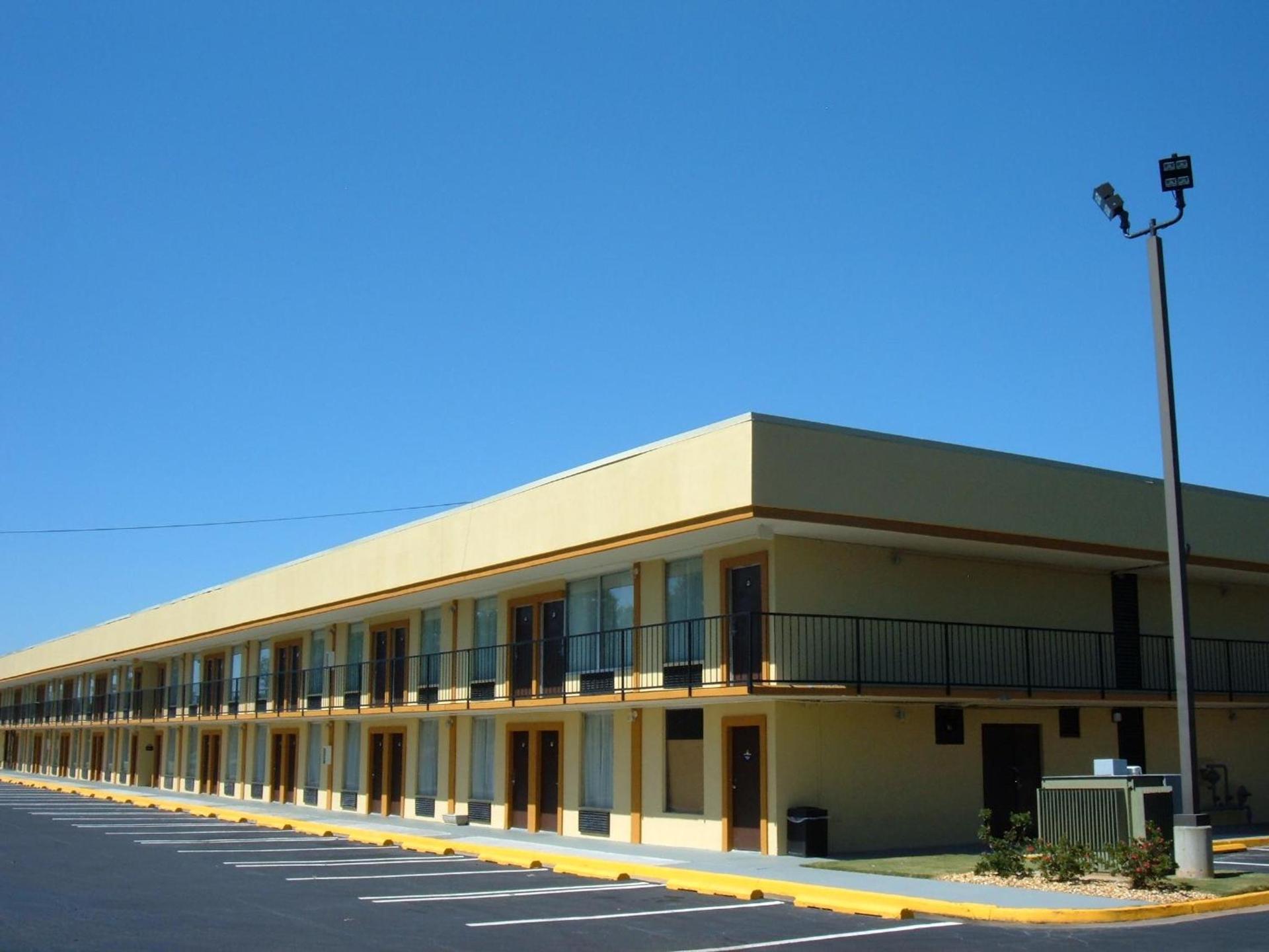 Days Inn by Wyndham Madison photo 29