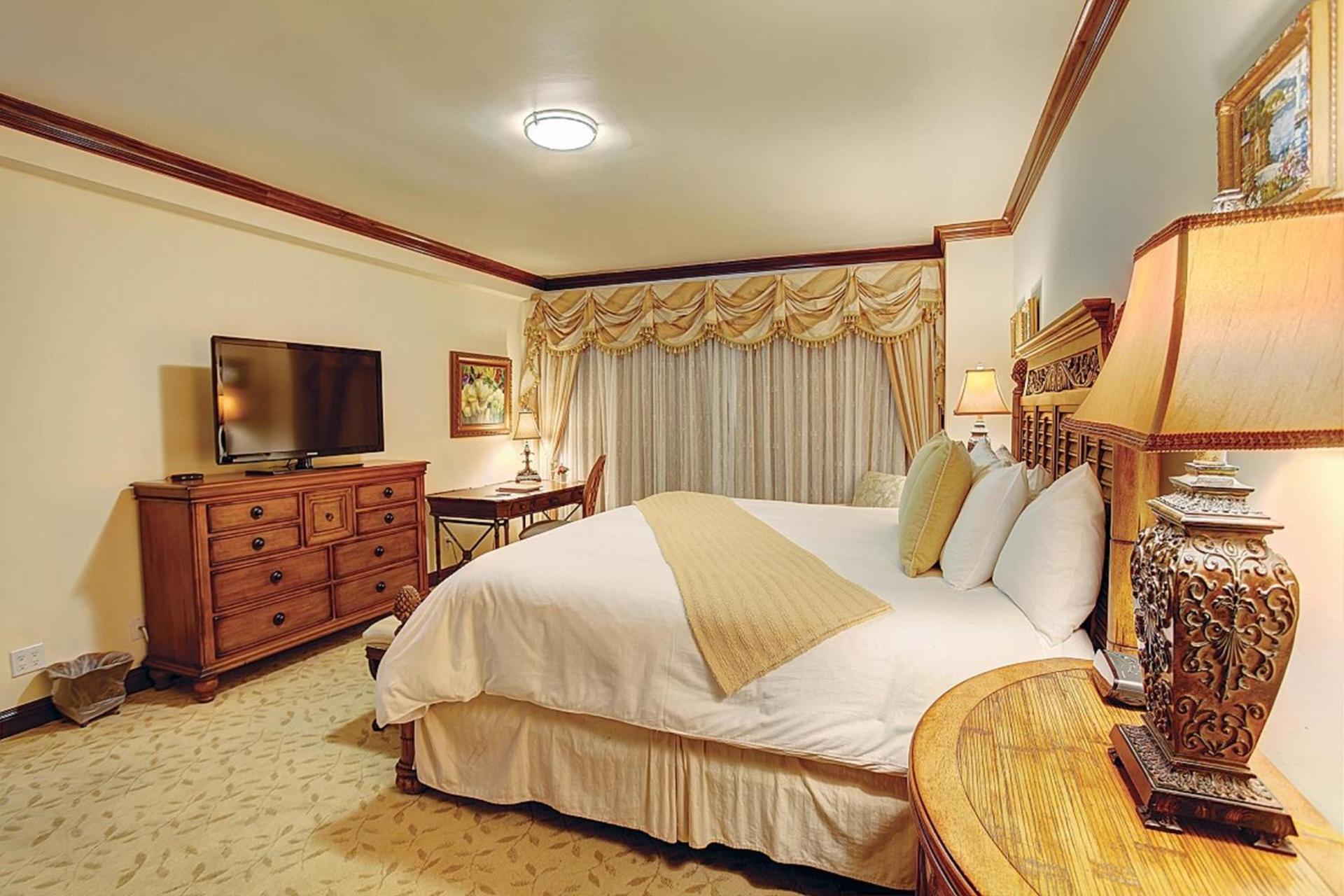Sea View Hotel photo 32