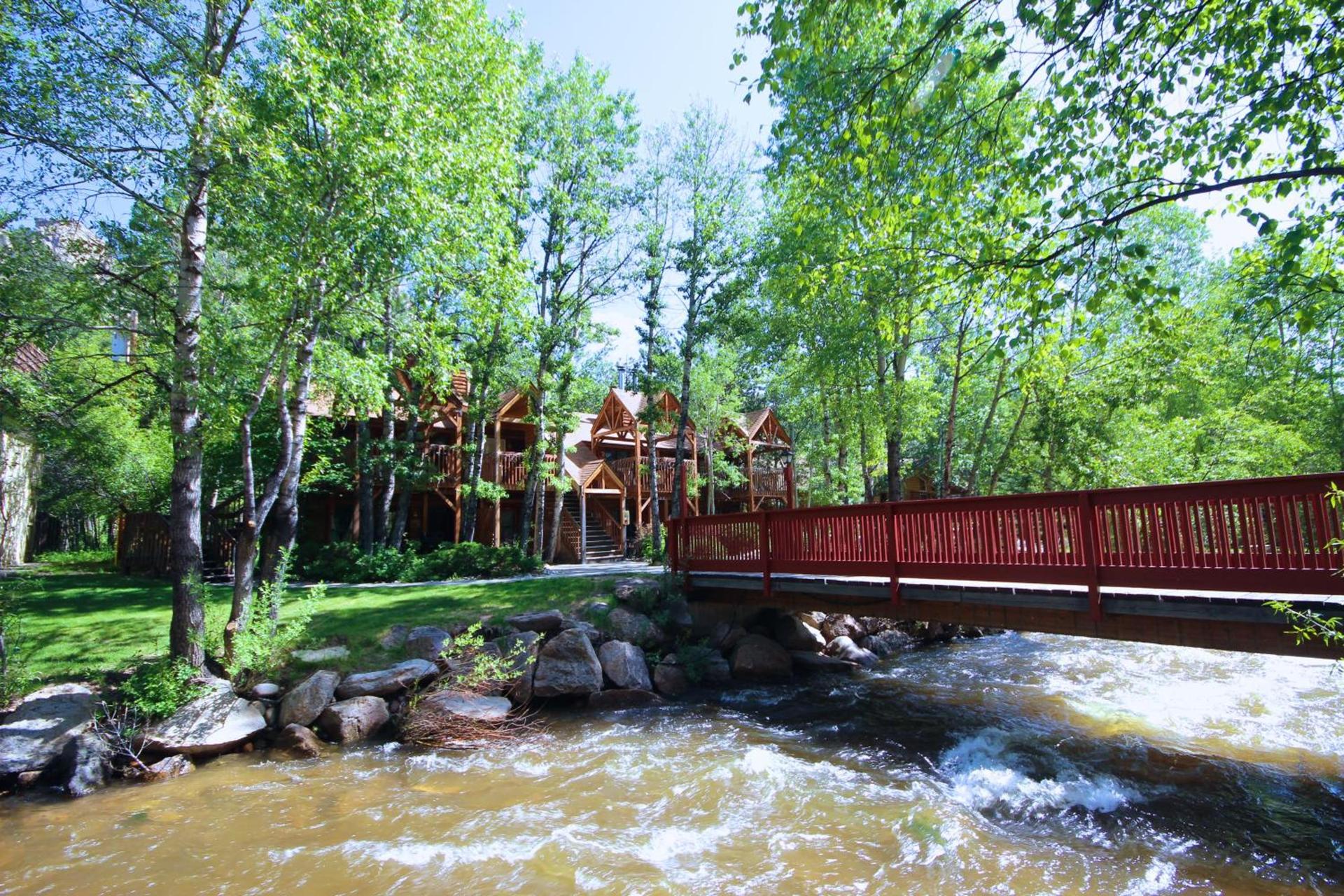 Streamside on Fall River — hotel in Estes Park