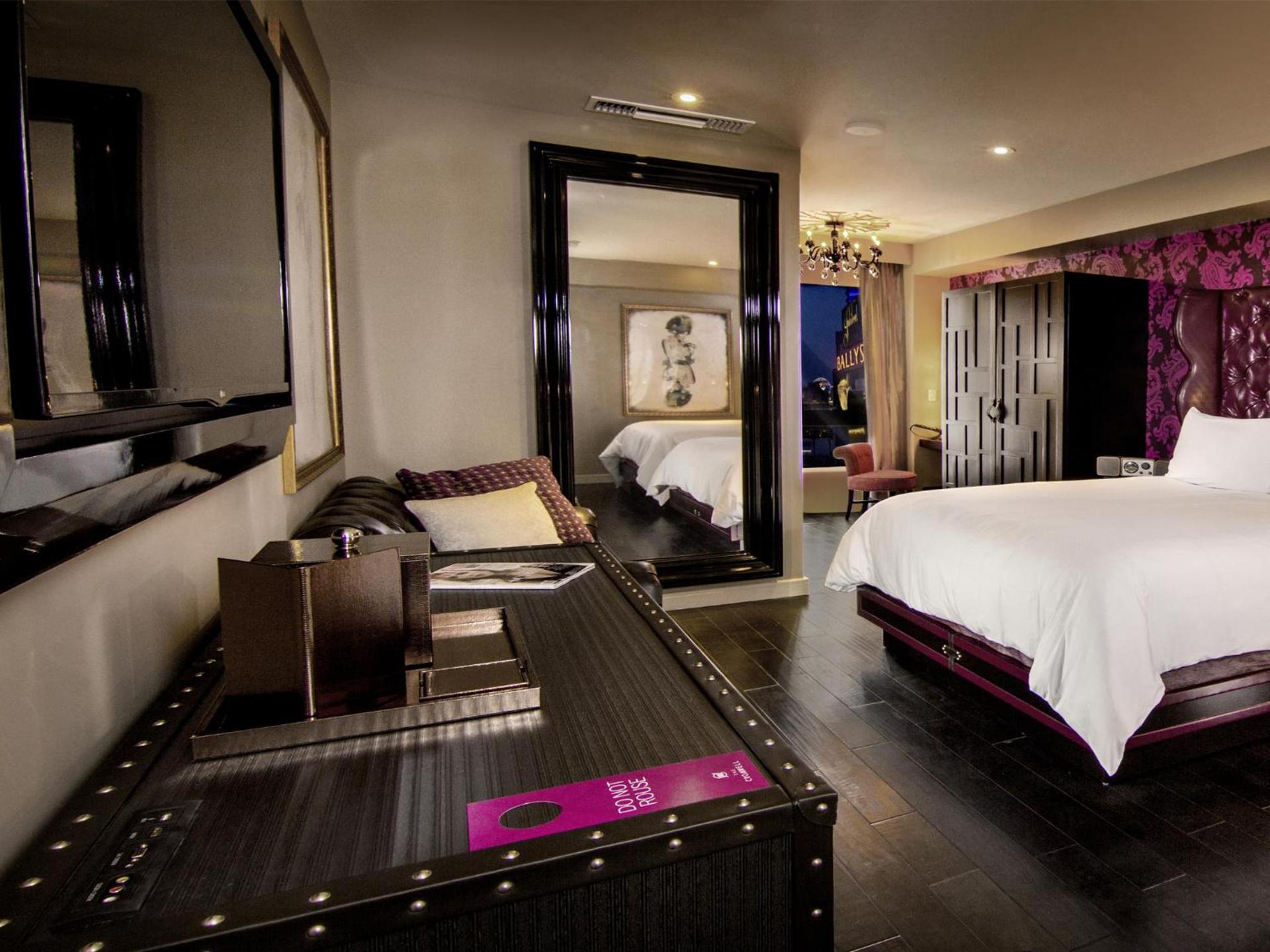 The Vanderpump Las Vegas Hotel & Casino - A Caesars Rewards Destination photo 11