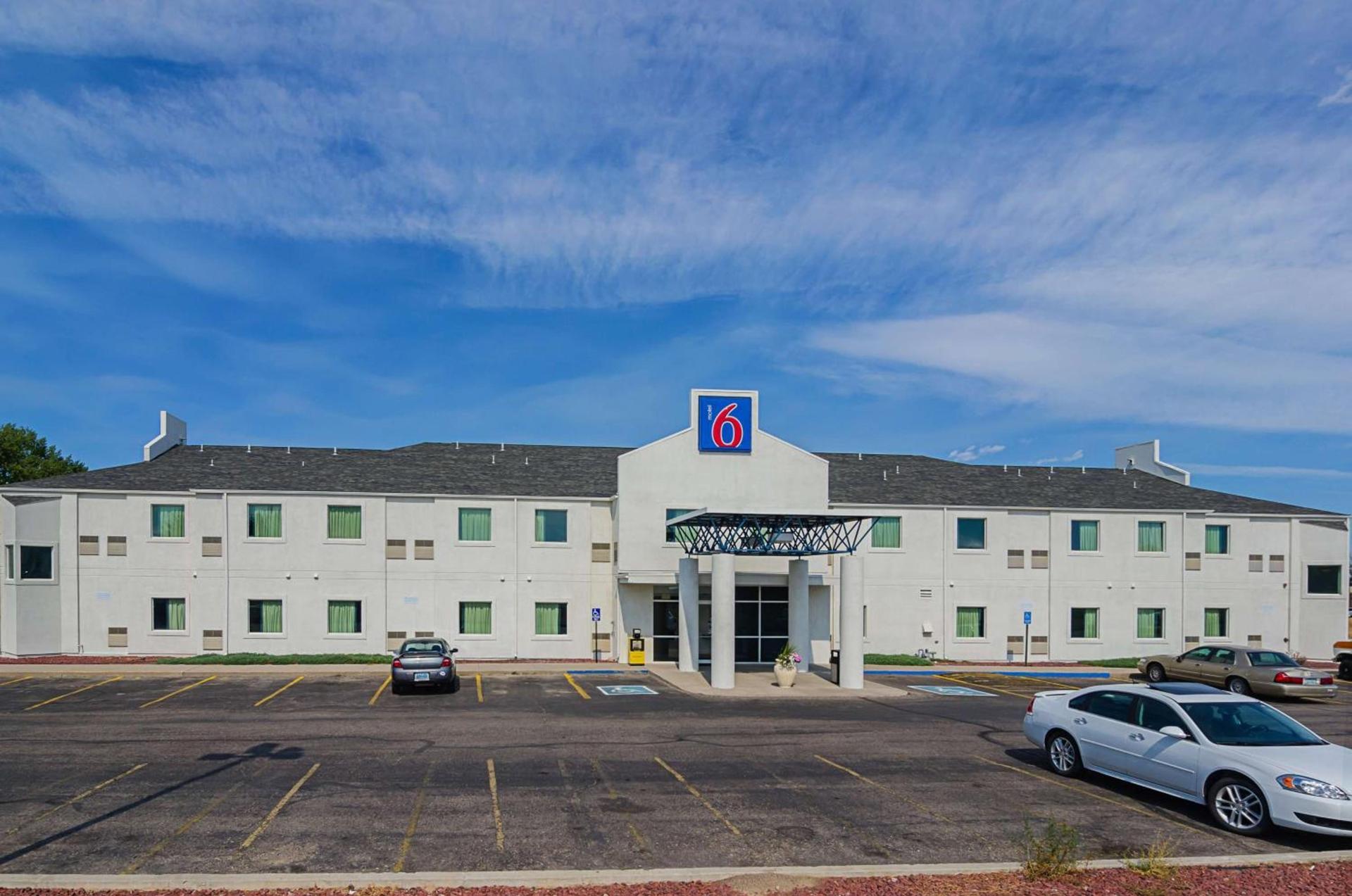 Motel 6-Wheatland, WY photo 2
