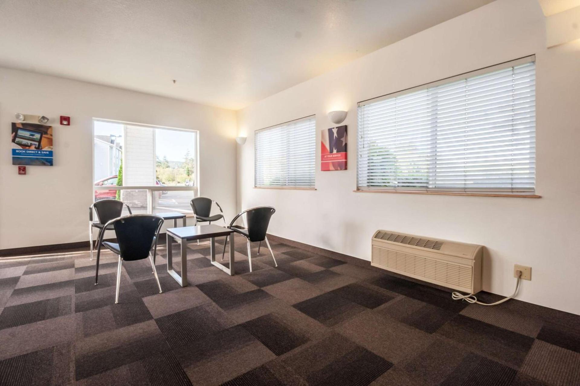 Motel 6-Seaside, OR photo 12