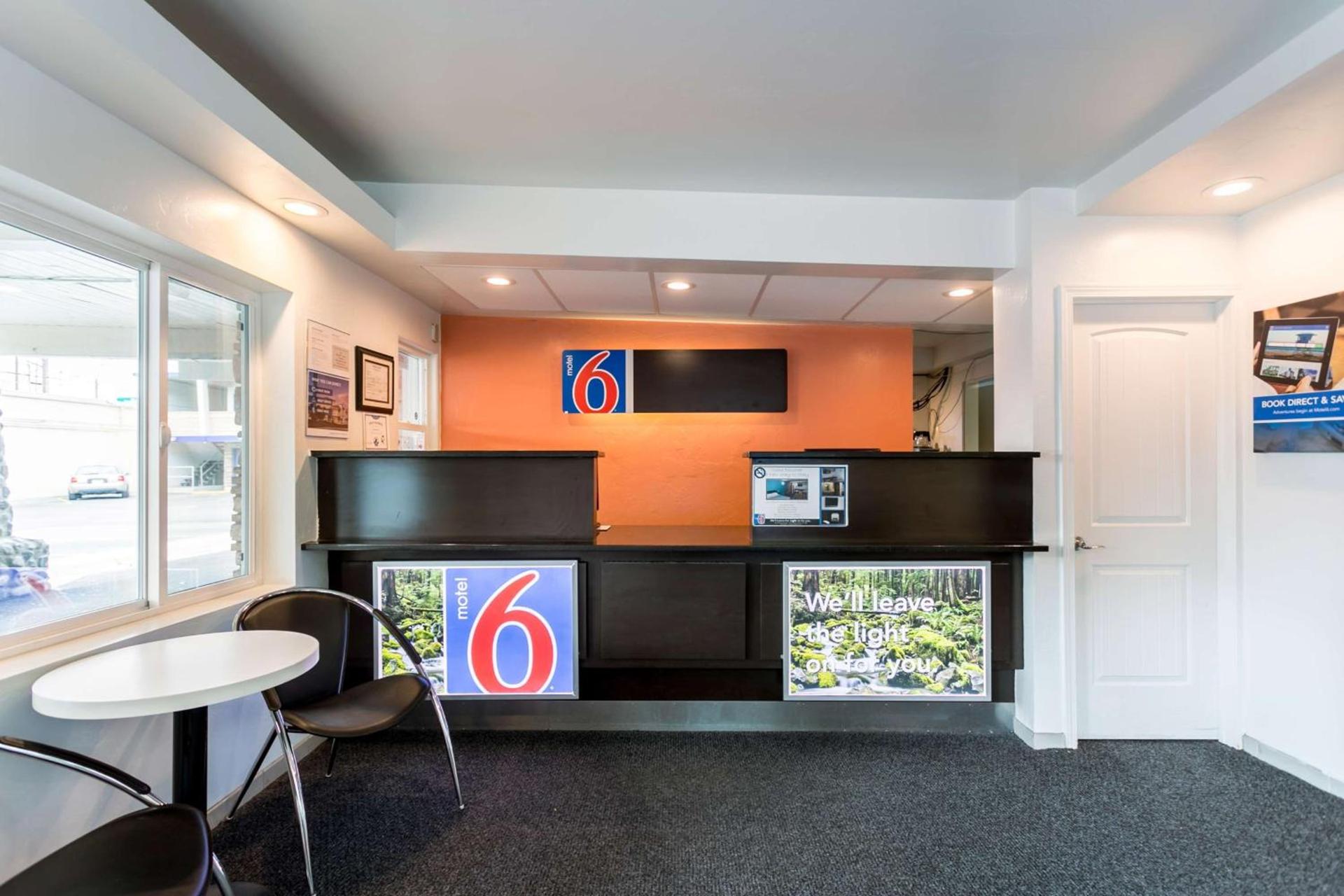 Motel 6 University Missoula photo 34