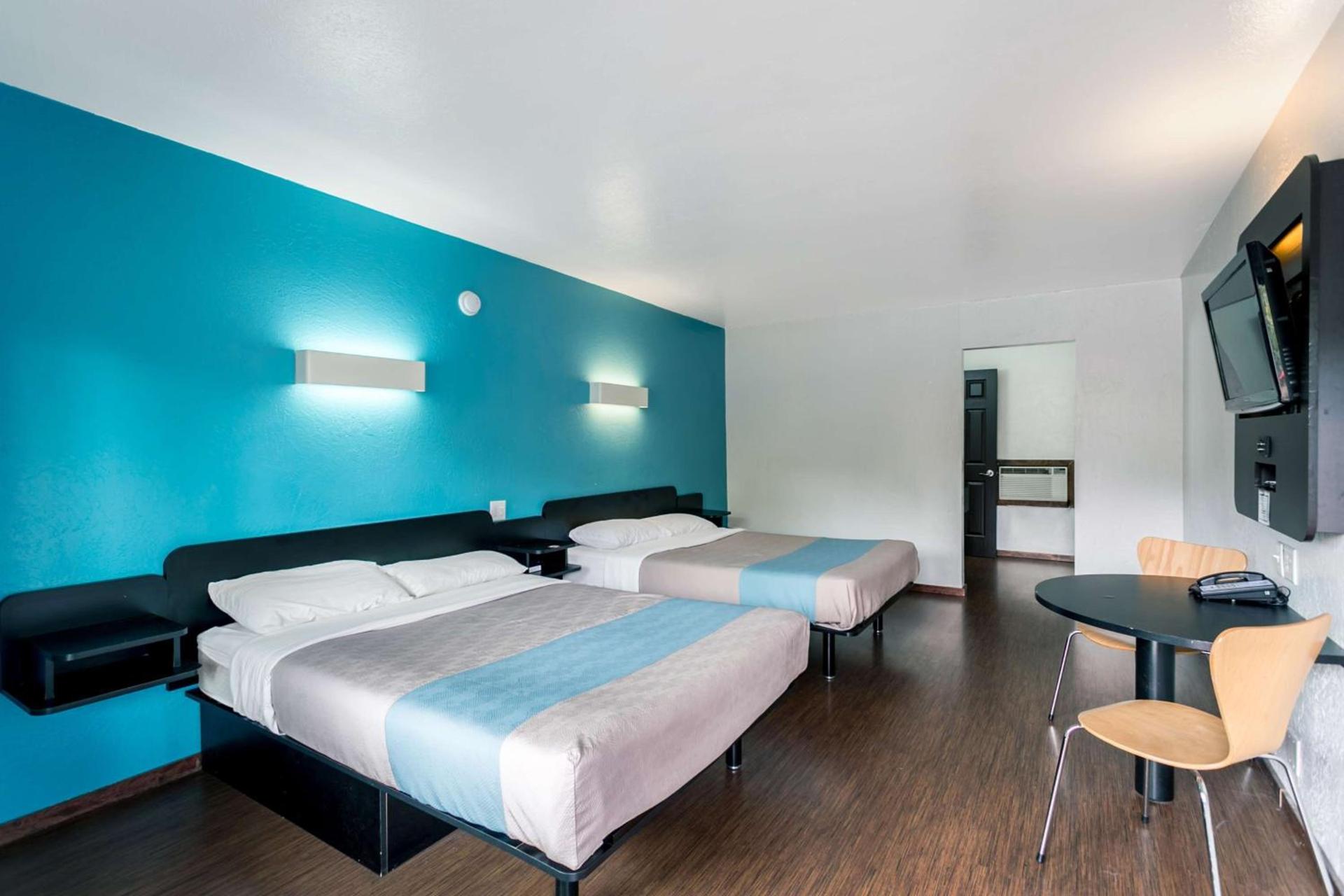 Motel 6 University Missoula photo 4