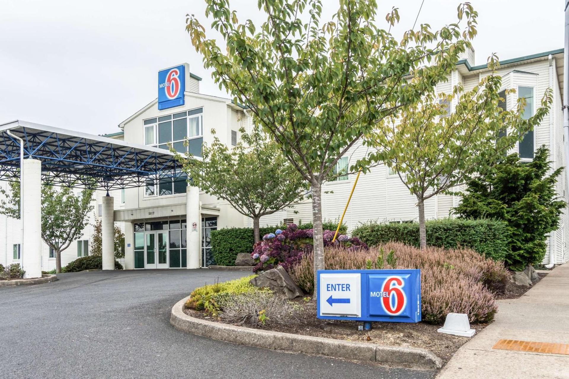 Motel 6-Lincoln City, OR photo 2